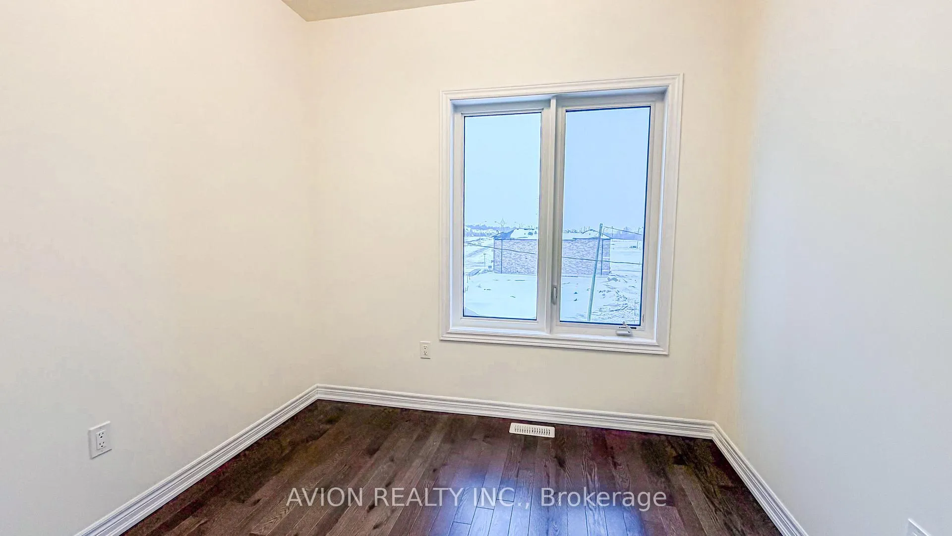 Photo 17 of 131 Vine Cliff Boulevard, Markham, Victoria Manor-Jennings Gate — HOMEH