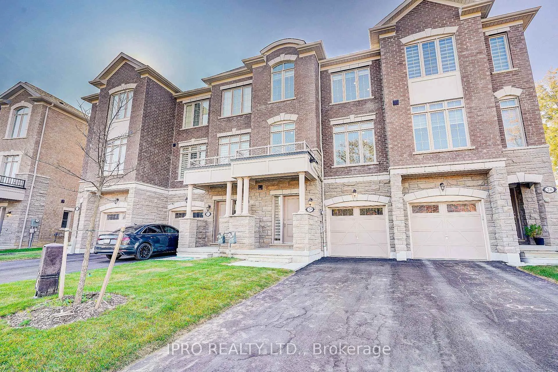 Front of 29 coote Court N