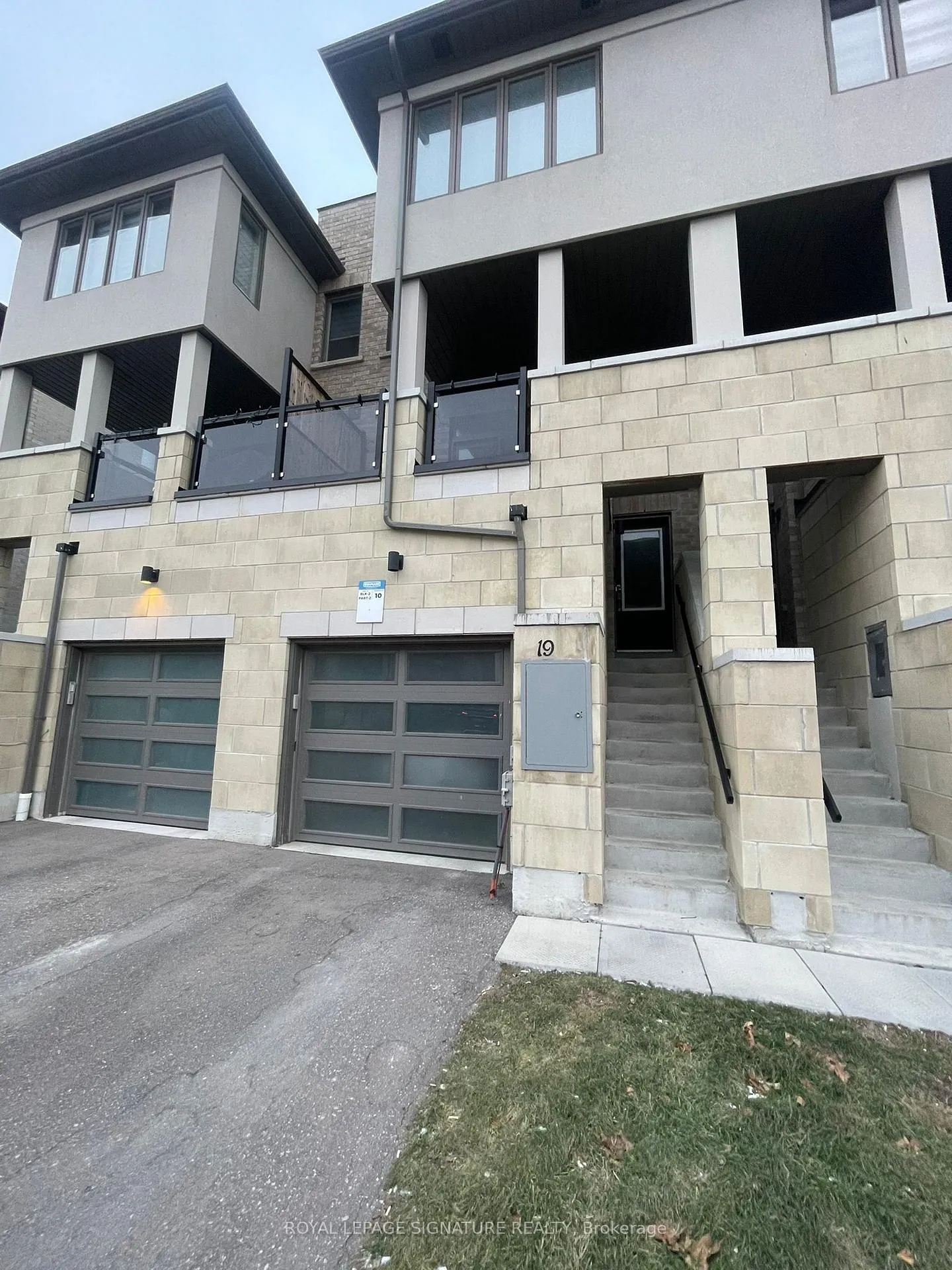 Photo 2 of 19 Donald Fleming Way, Whitby, Pringle Creek — HOMEH