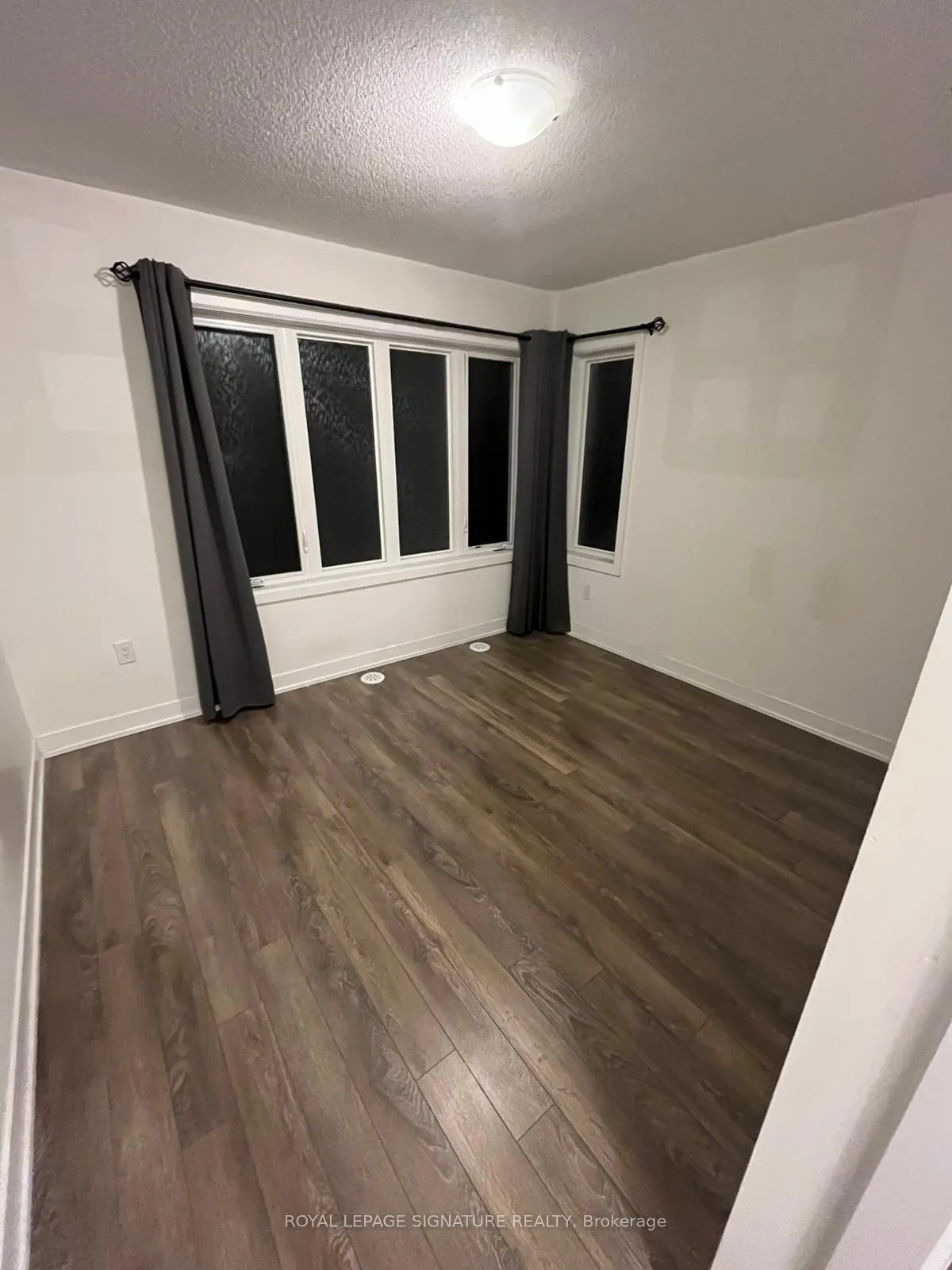 Photo 21 of 19 Donald Fleming Way, Whitby, Pringle Creek — HOMEH