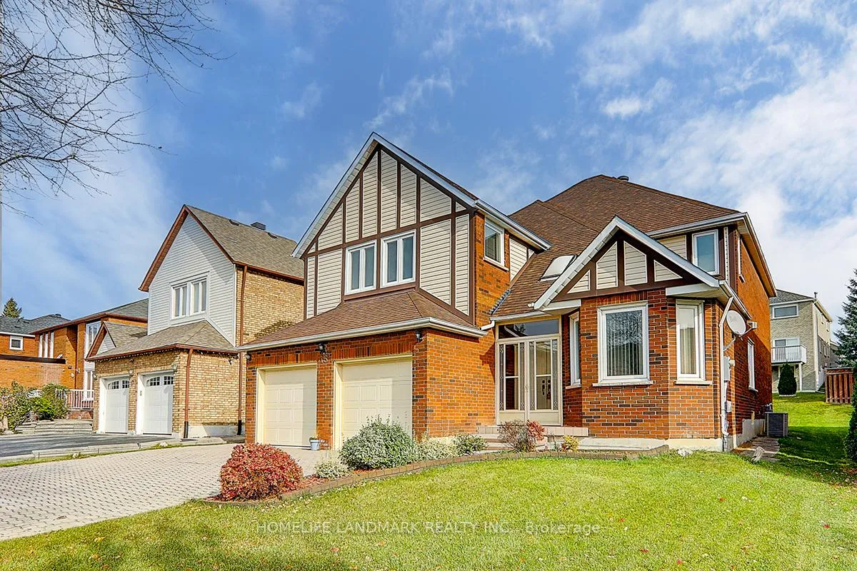 Photo 2 of 15 Delancey Crescent, Markham, Markville — HOMEH