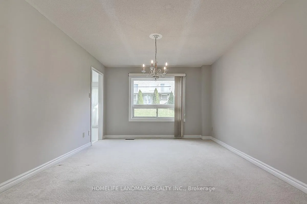Photo 11 of 15 Delancey Crescent, Markham, Markville — HOMEH