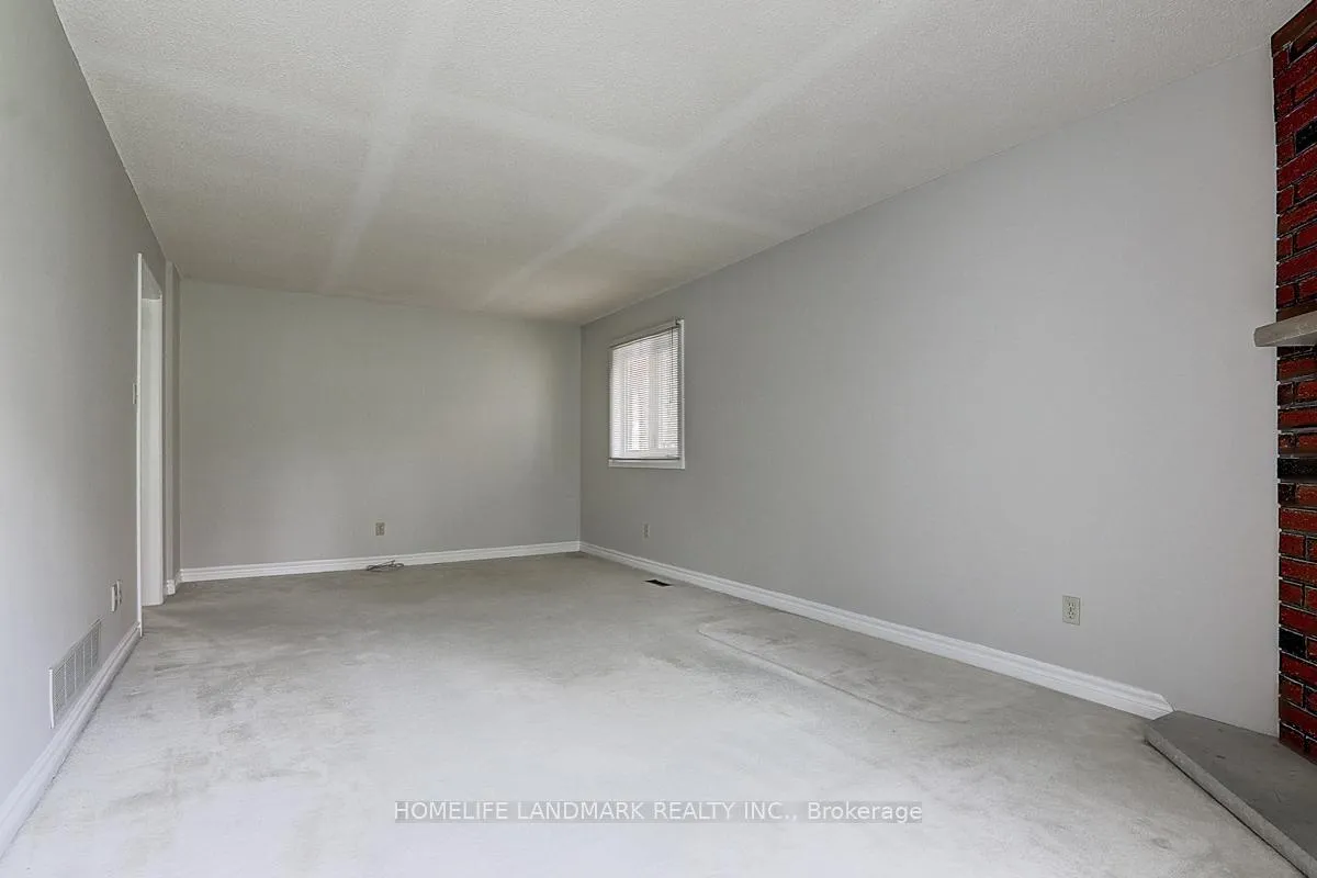 Photo 24 of 15 Delancey Crescent, Markham, Markville — HOMEH