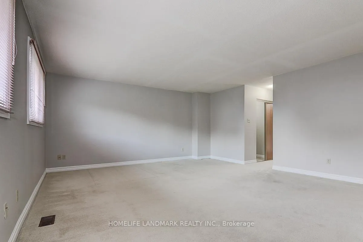 Photo 30 of 15 Delancey Crescent, Markham, Markville — HOMEH