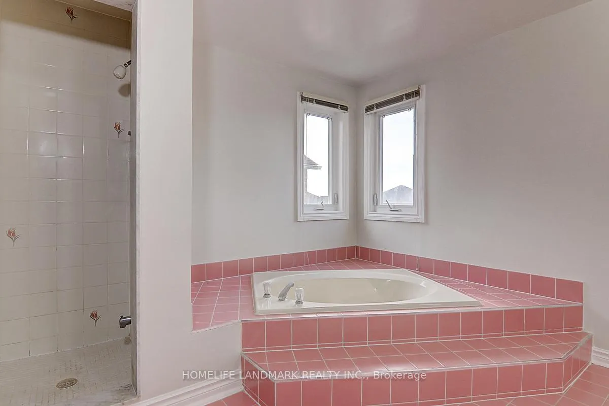 Photo 33 of 15 Delancey Crescent, Markham, Markville — HOMEH