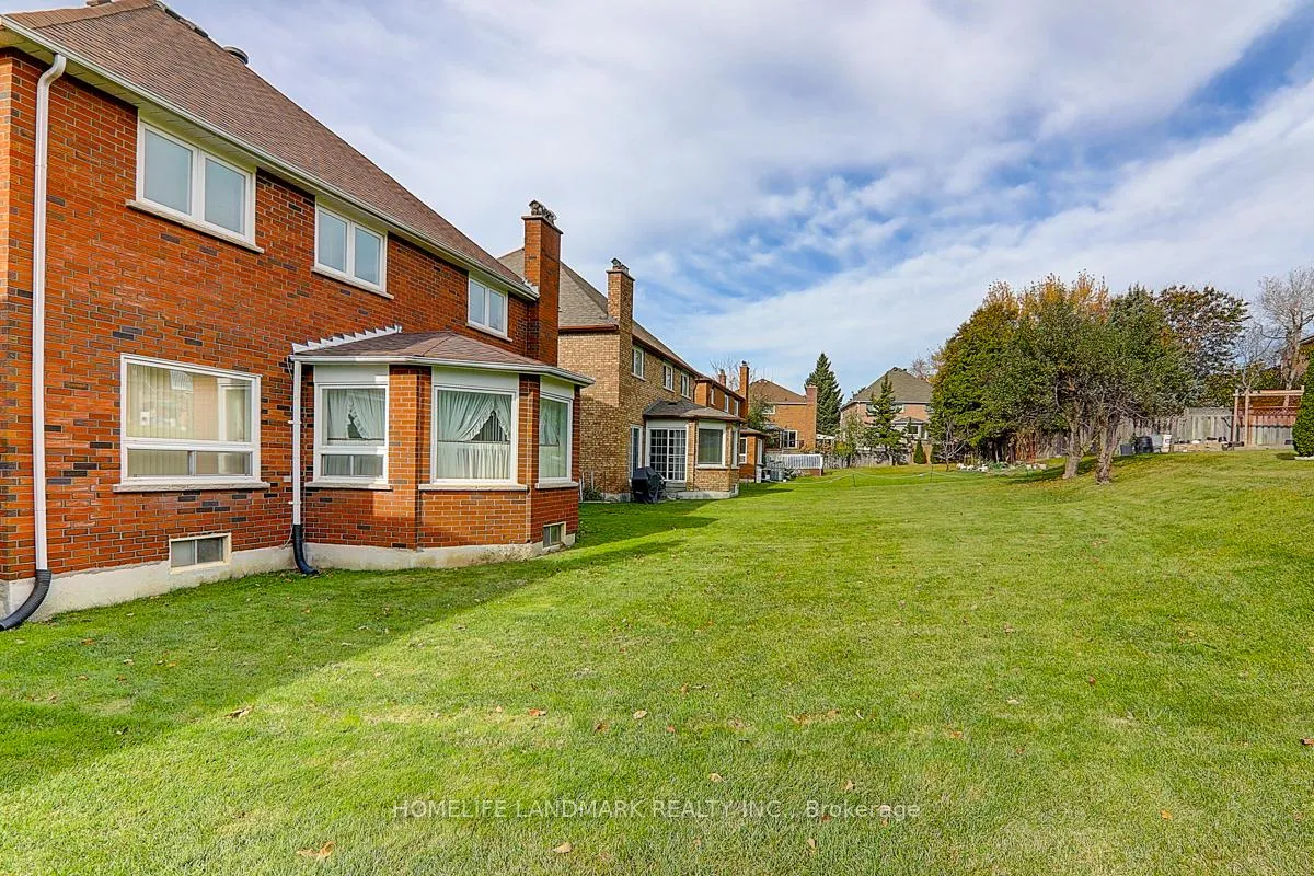 Photo 42 of 15 Delancey Crescent, Markham, Markville — HOMEH