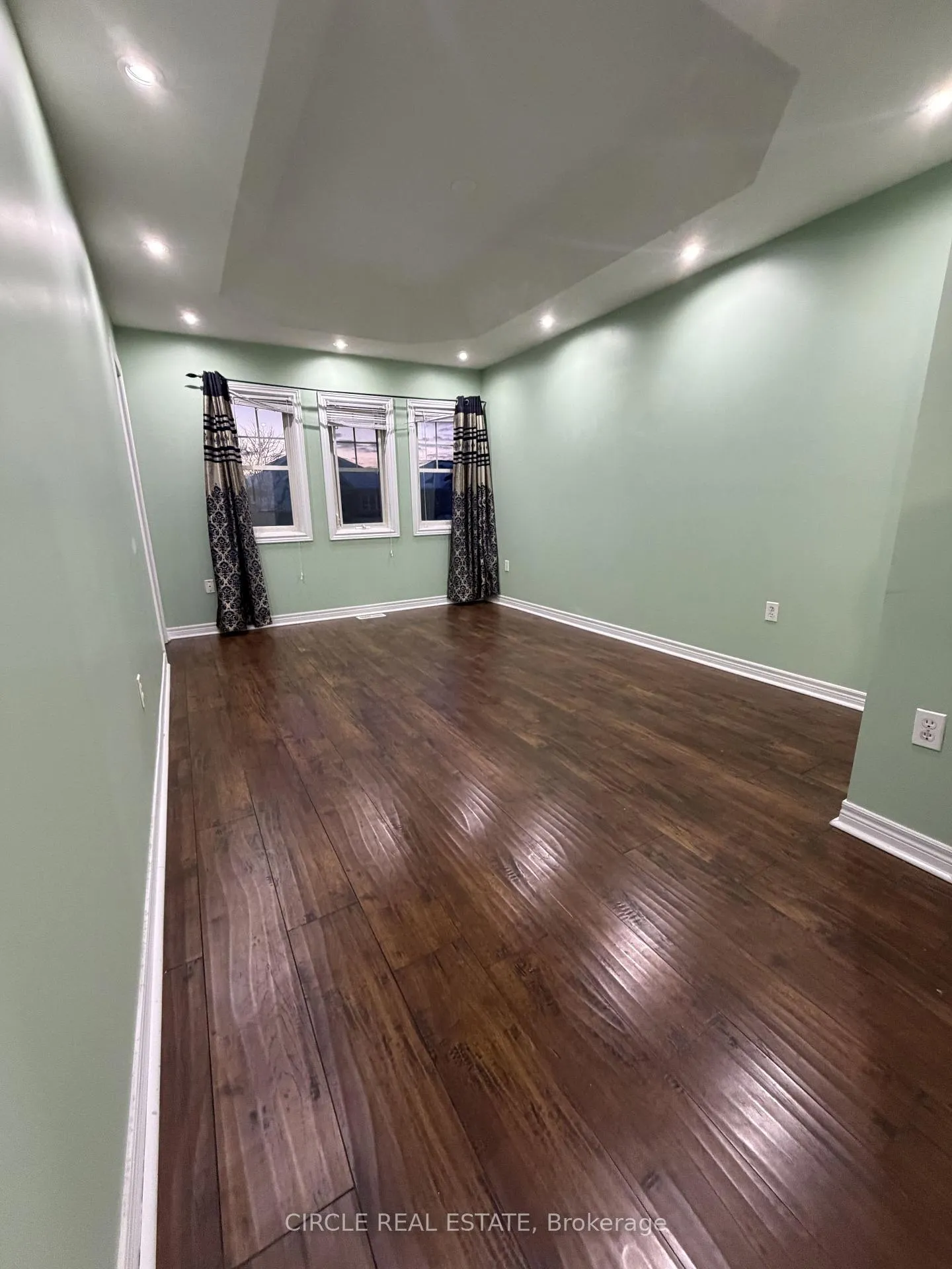 Photo 18 of 15 Tailfin Road, Brampton, Madoc — HOMEH