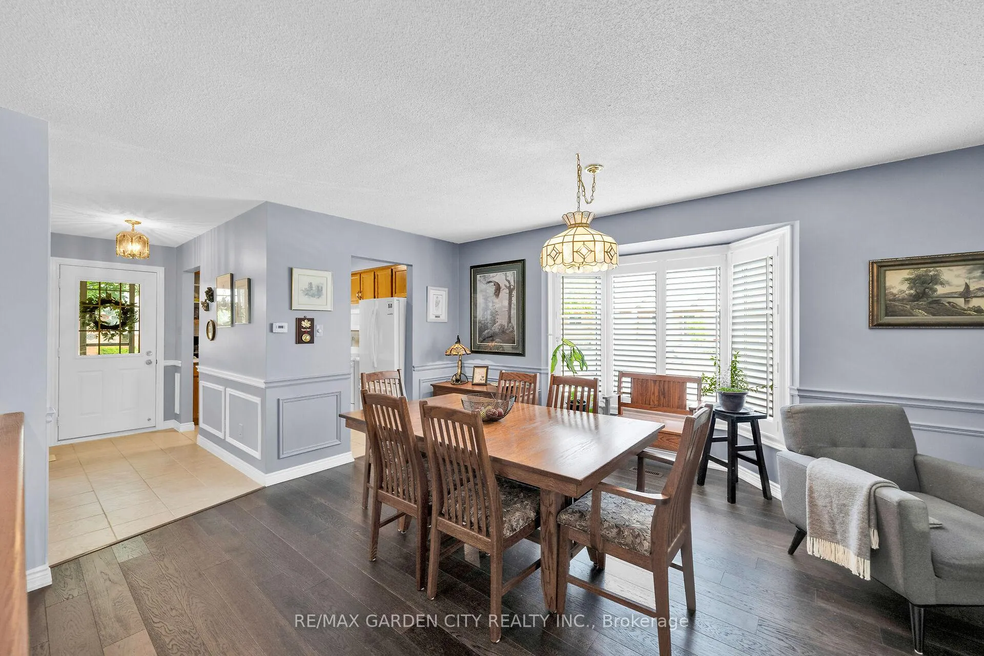 Photo 4 of 10 Wentworth Drive, Grimsby, Grimsby East — HOMEH