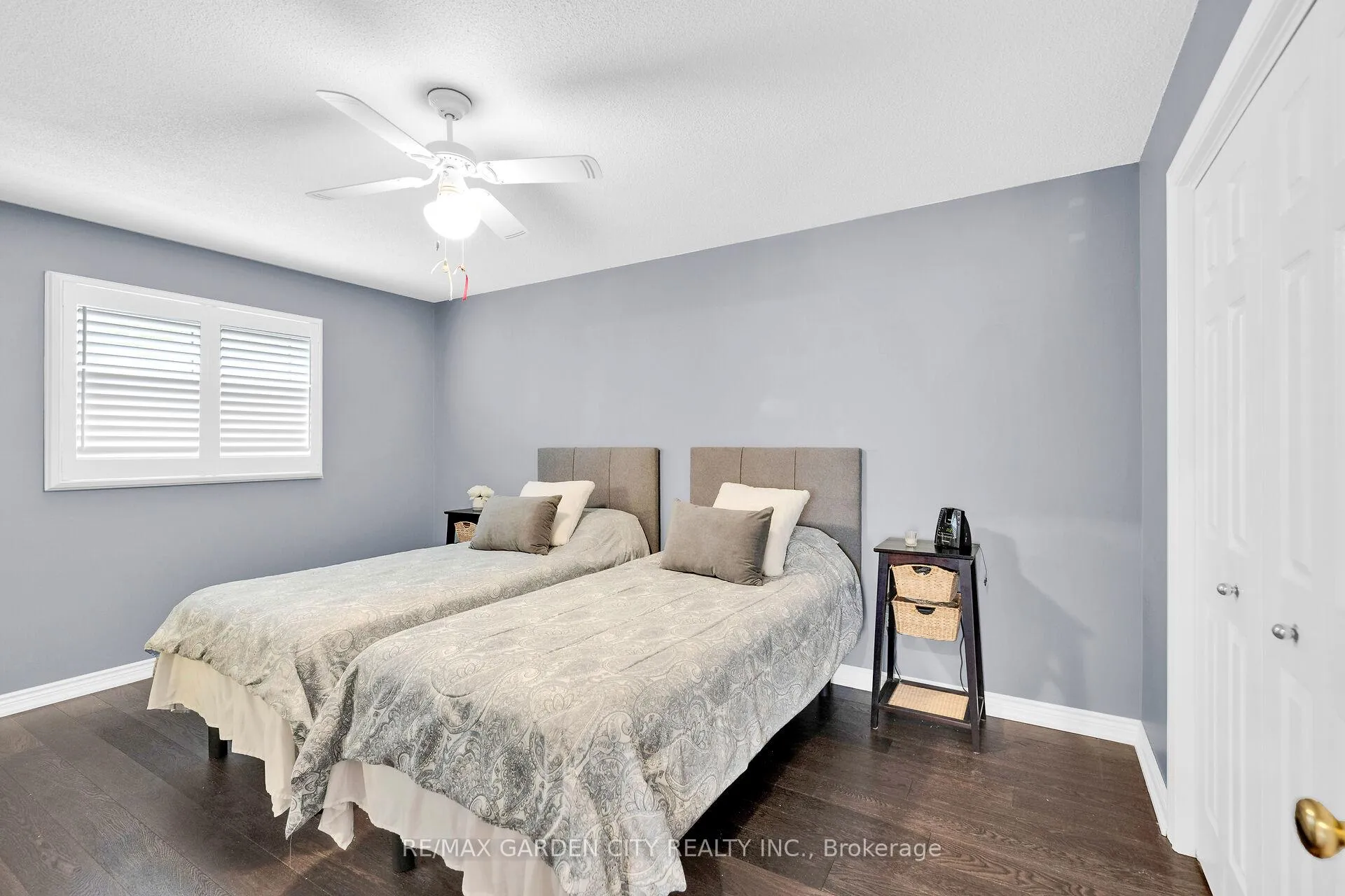 Photo 12 of 10 Wentworth Drive, Grimsby, Grimsby East — HOMEH