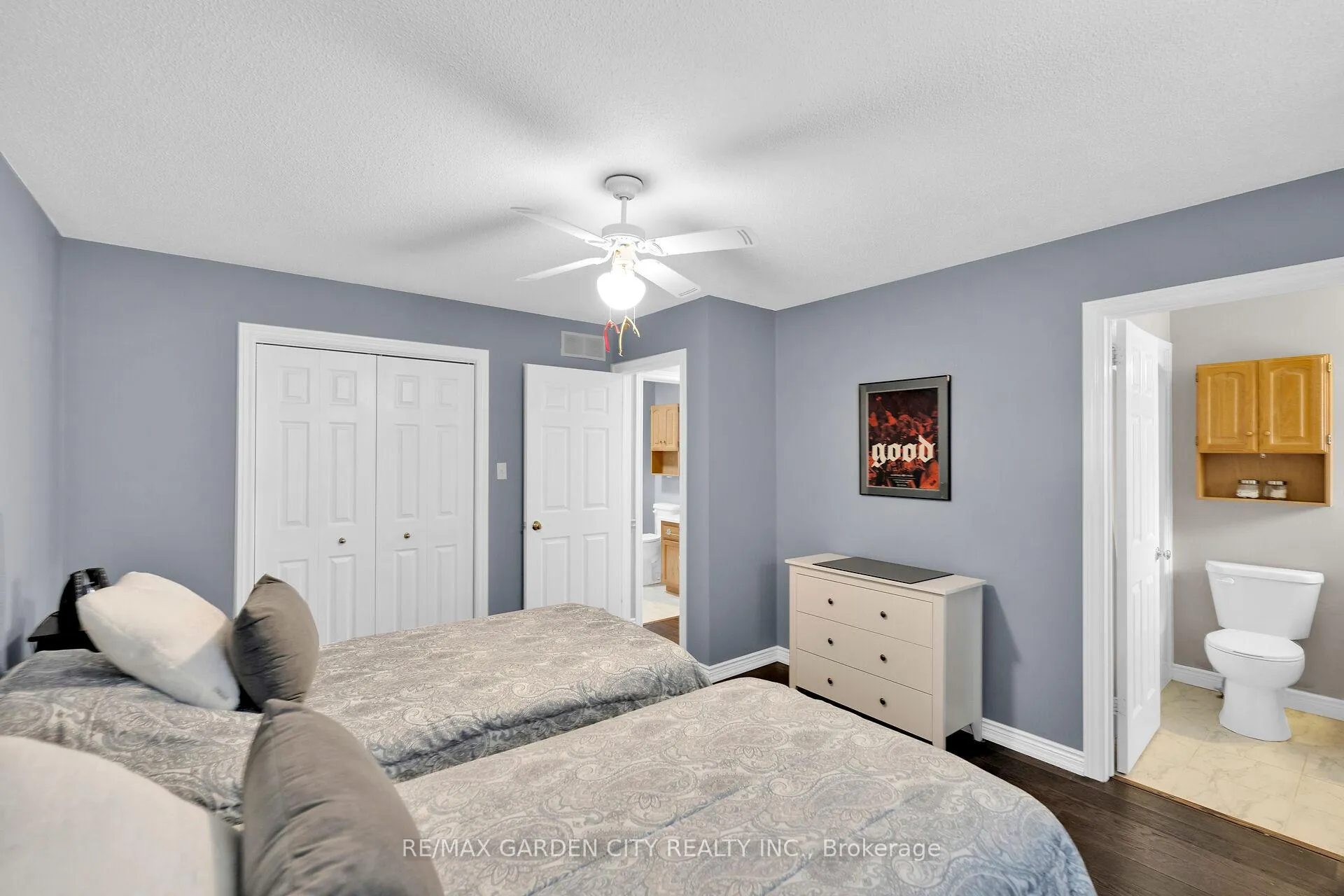 Photo 13 of 10 Wentworth Drive, Grimsby, Grimsby East — HOMEH