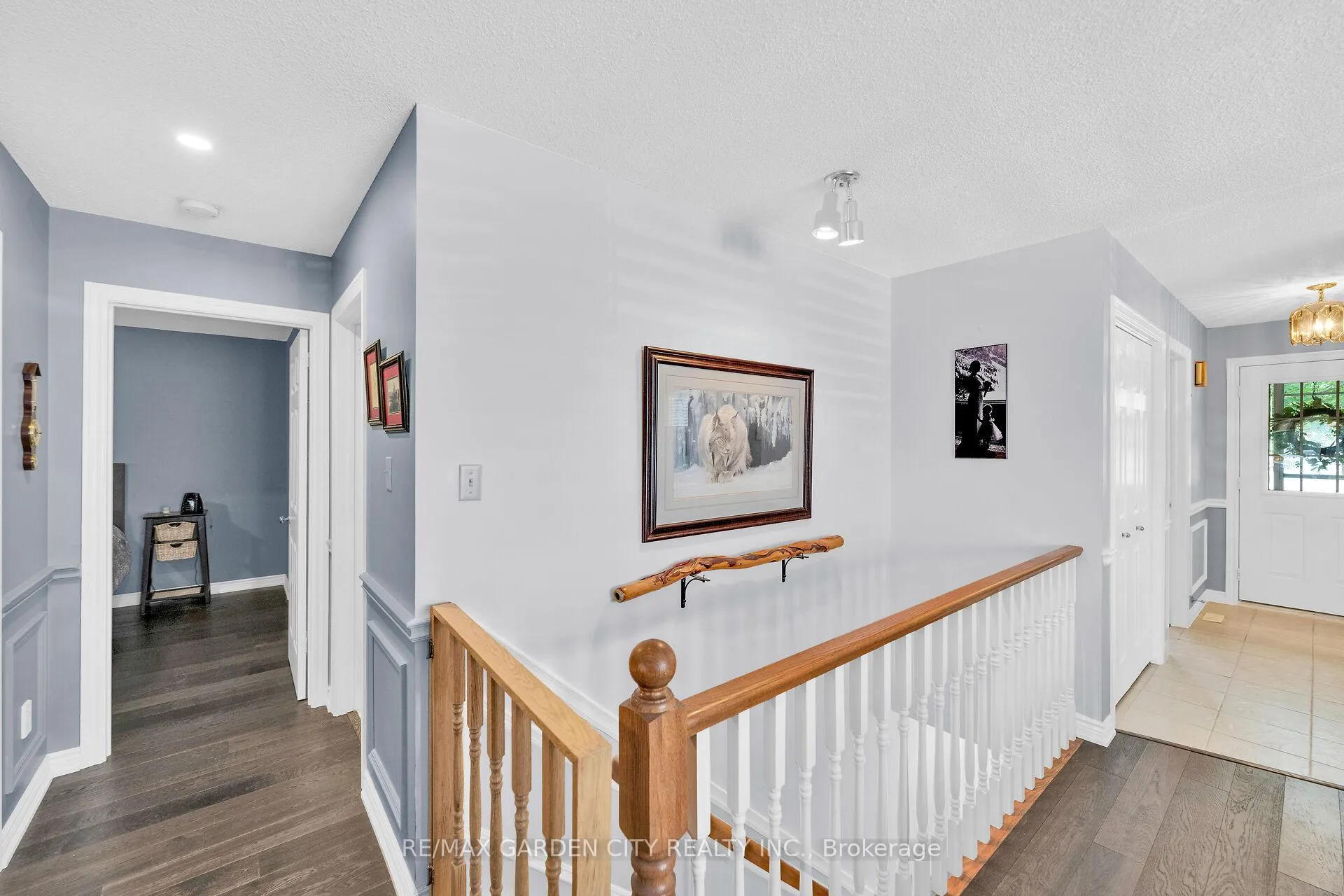Photo 20 of 10 Wentworth Drive, Grimsby, Grimsby East — HOMEH