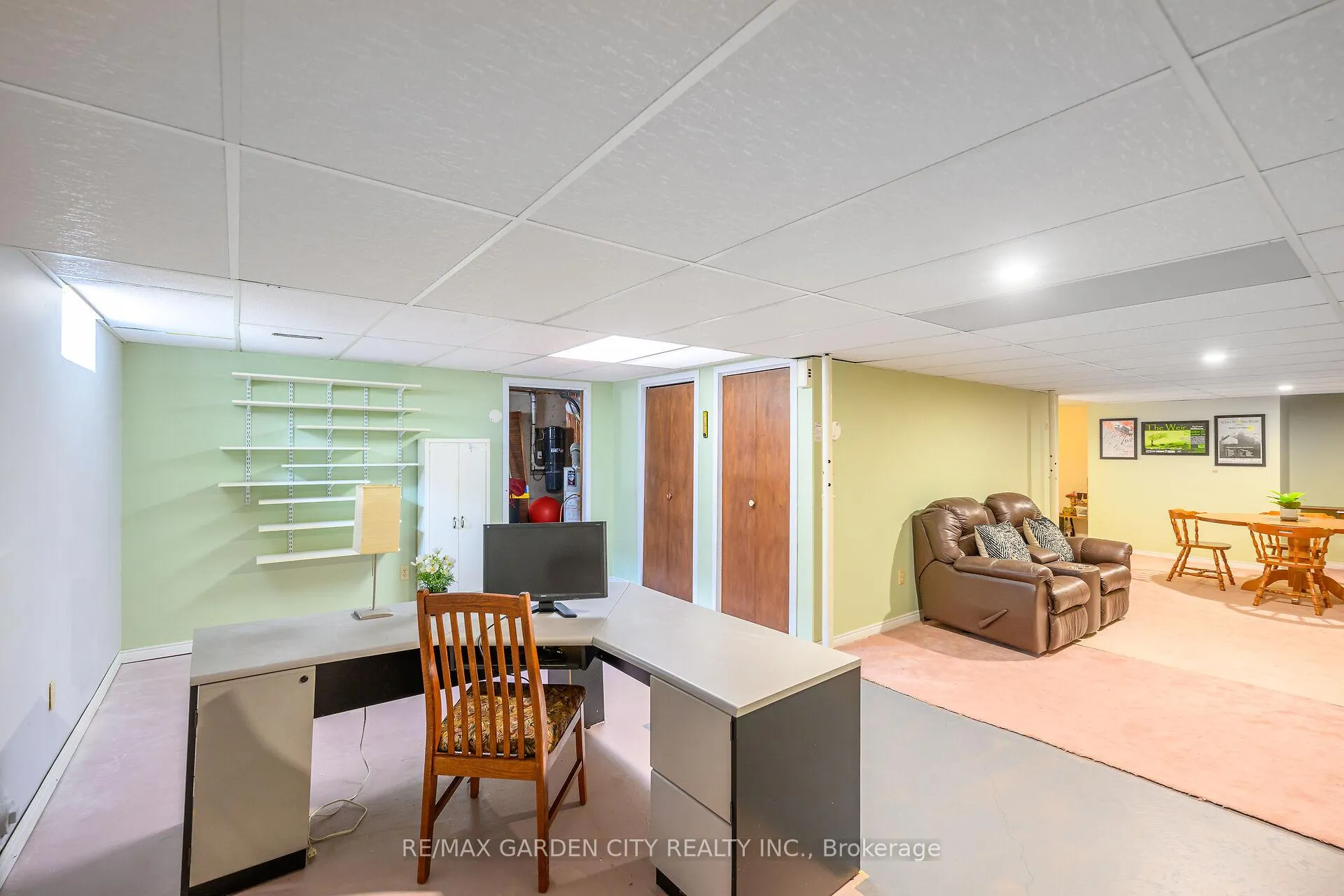 Photo 24 of 10 Wentworth Drive, Grimsby, Grimsby East — HOMEH