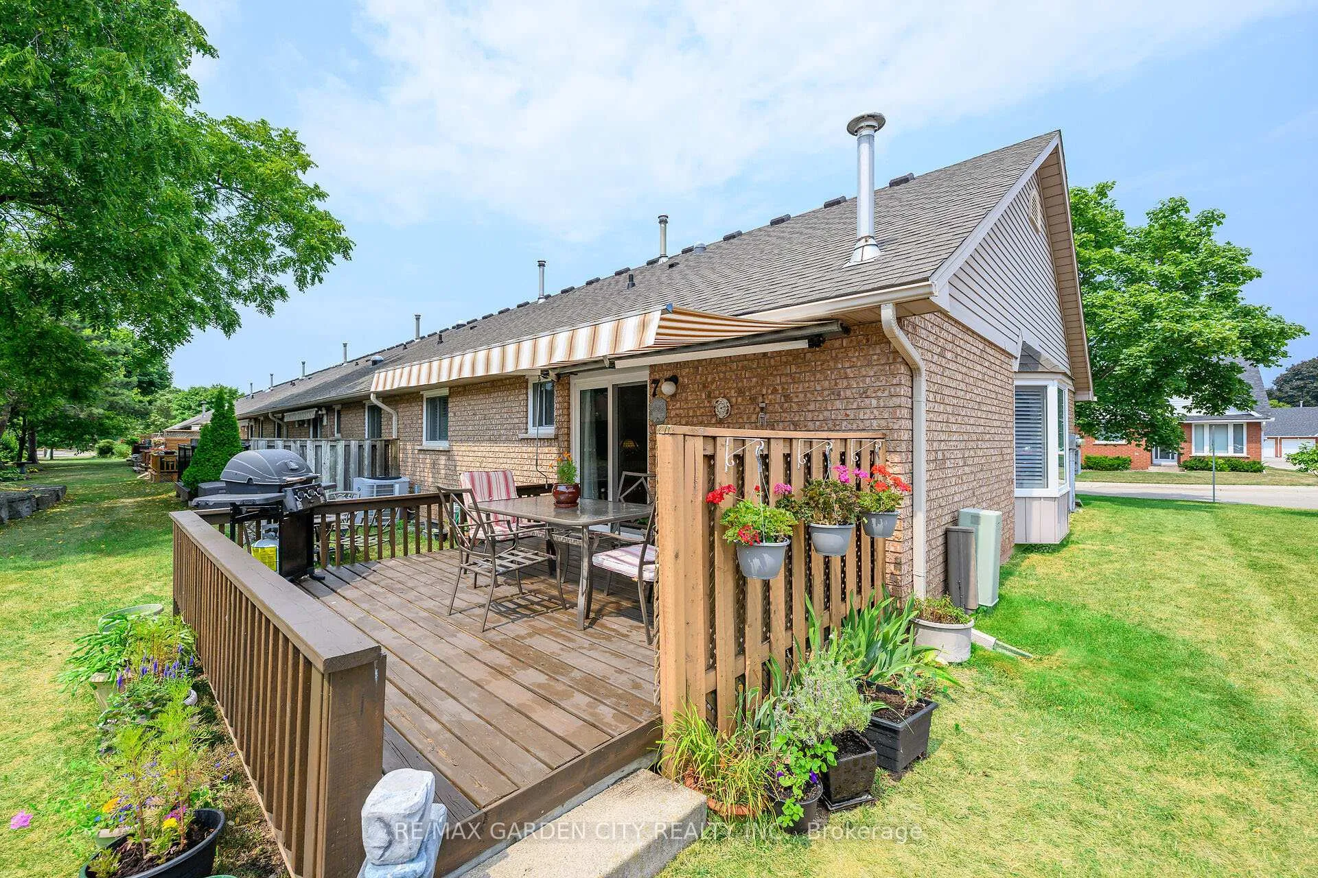 Photo 27 of 10 Wentworth Drive, Grimsby, Grimsby East — HOMEH