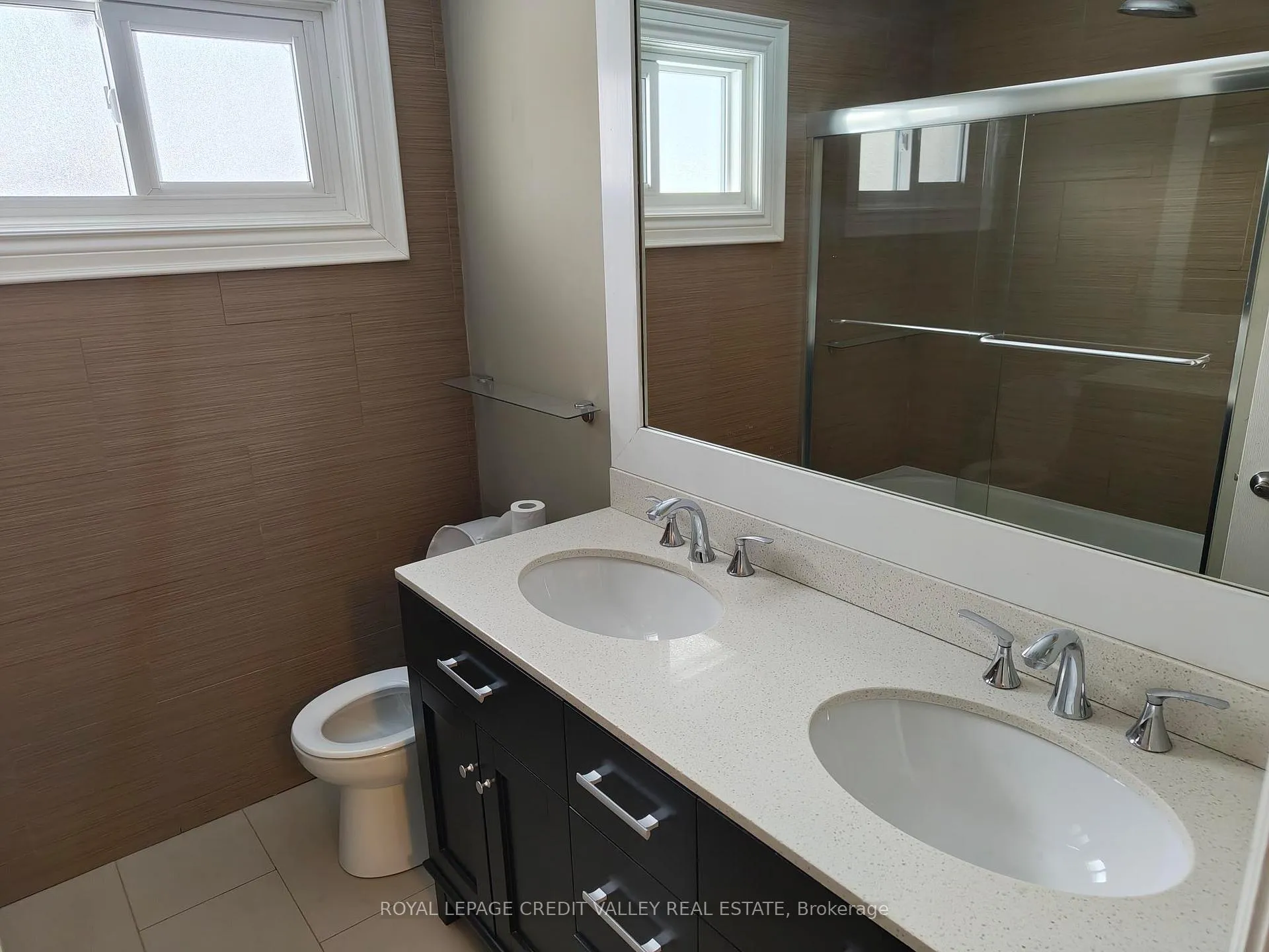 Photo 15 of 18 Parkend Avenue, Brampton, Brampton South — HOMEH
