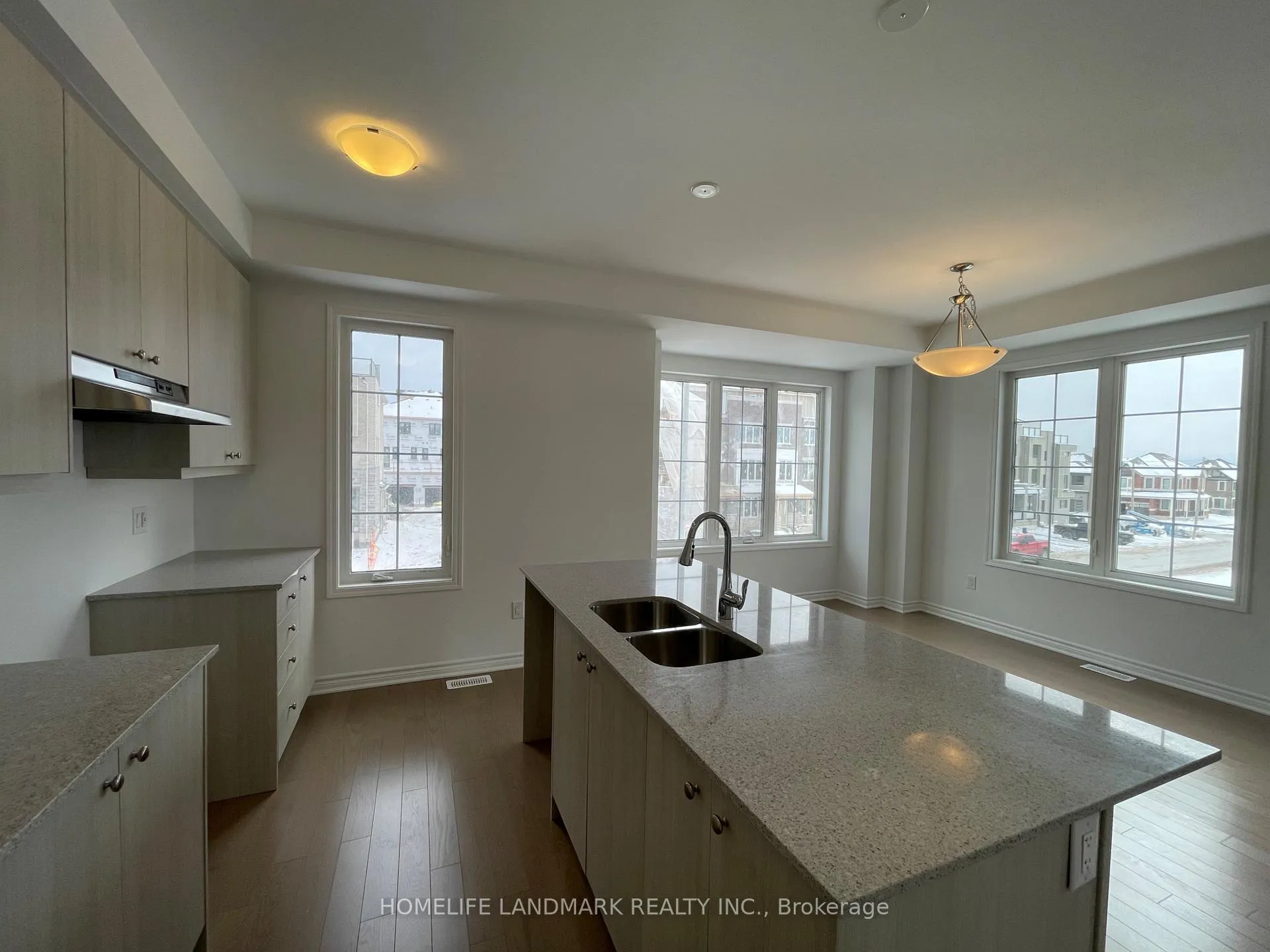 Photo 14 of 76 Greenridge Crescent, Markham, Rural Markham — HOMEH