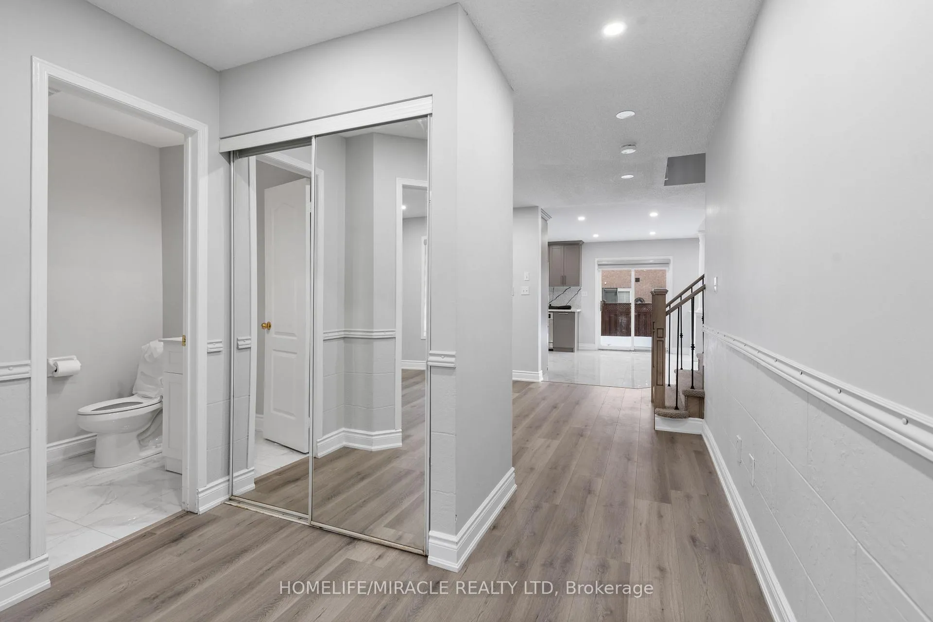 Photo 8 of 112 Brisdale Drive, Brampton, Fletcher's Meadow — HOMEH
