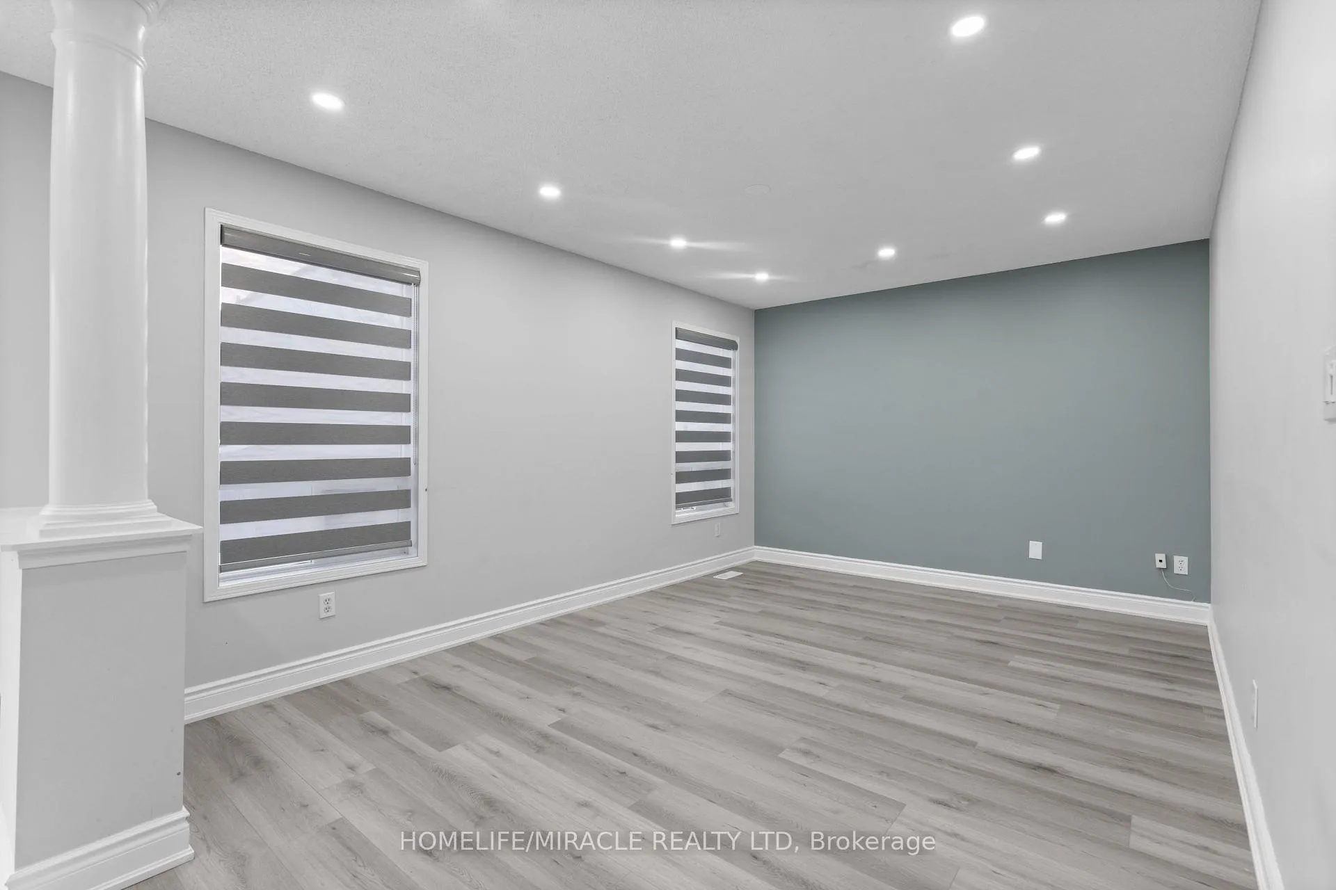 Photo 17 of 112 Brisdale Drive, Brampton, Fletcher's Meadow — HOMEH