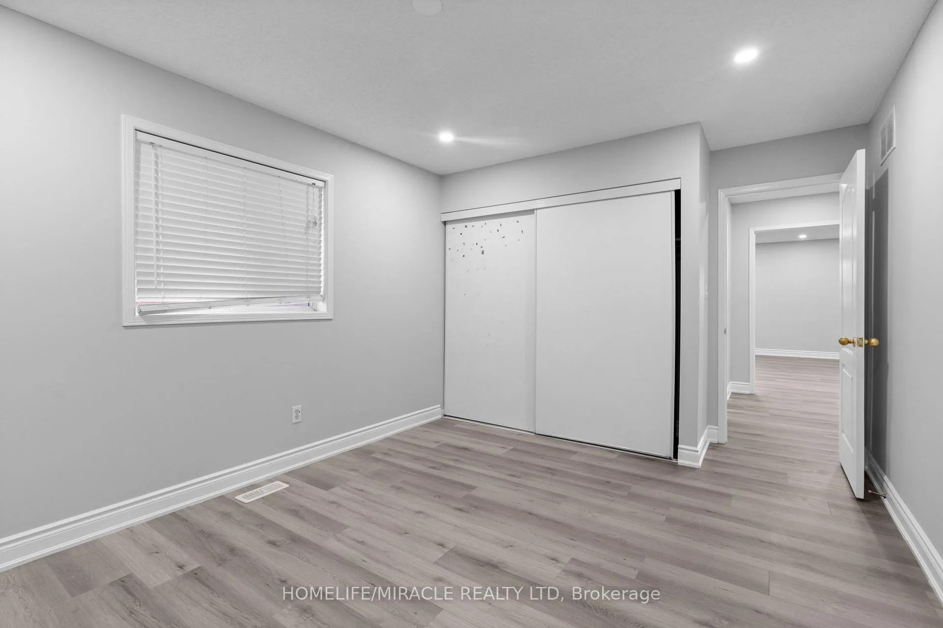Photo 26 of 112 Brisdale Drive, Brampton, Fletcher's Meadow — HOMEH