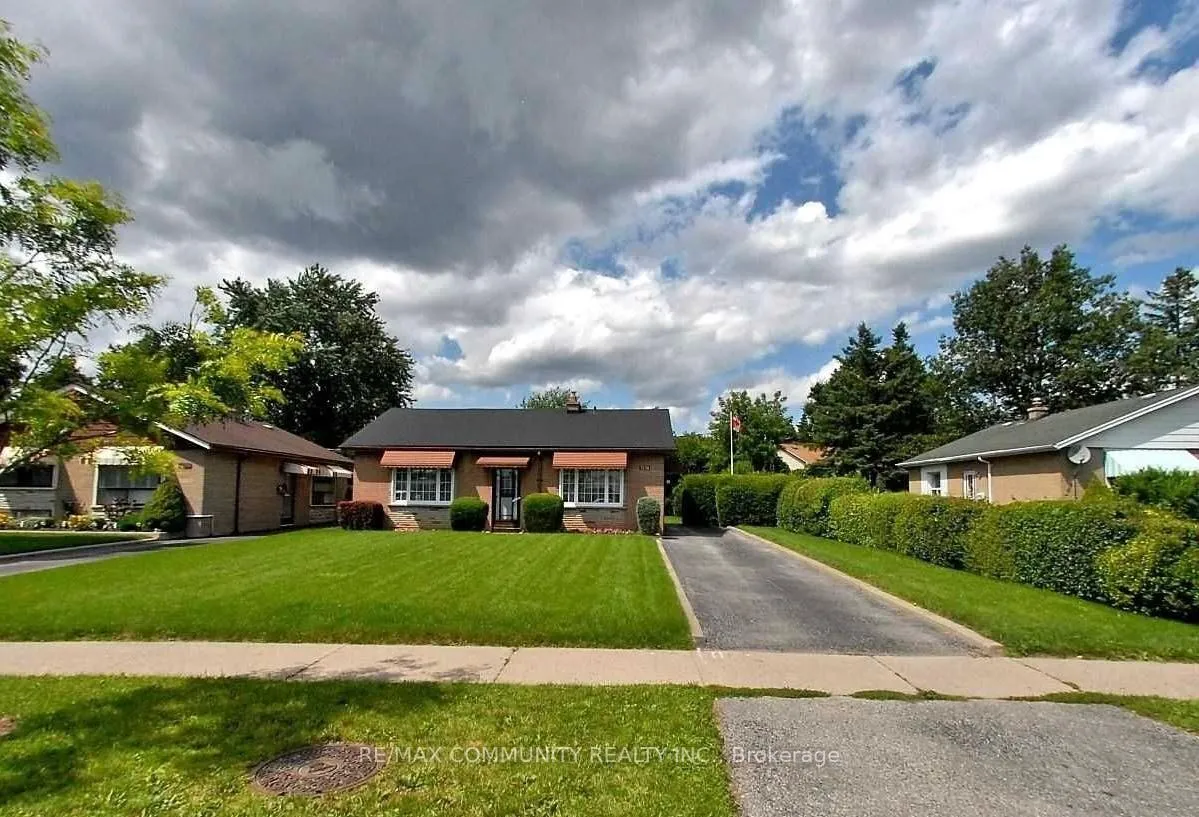 Front of 3238 Lawrence Avenue