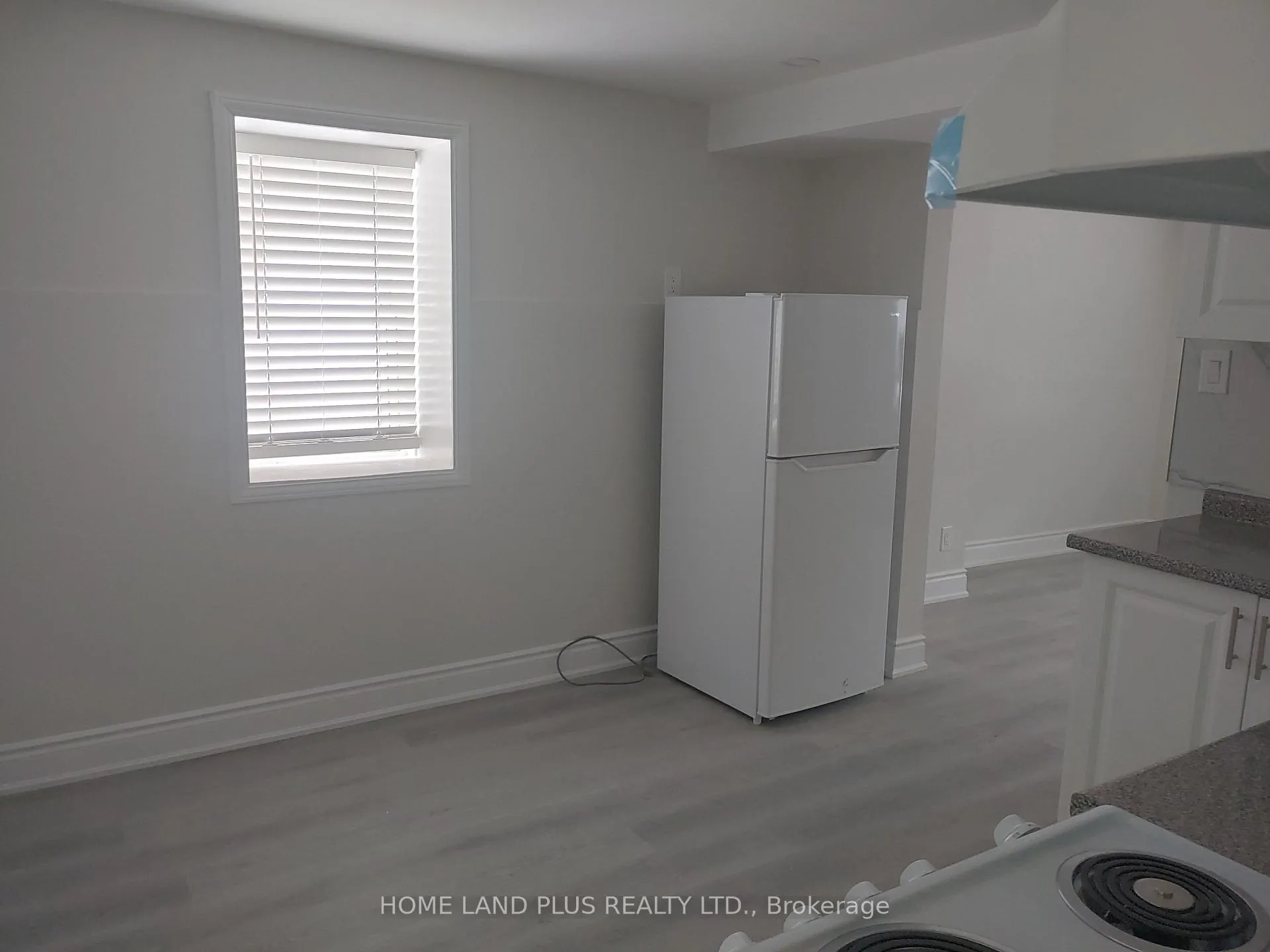 Photo 4 of Unit 4, 40 Penetang Street, Barrie, Codrington — HOMEH