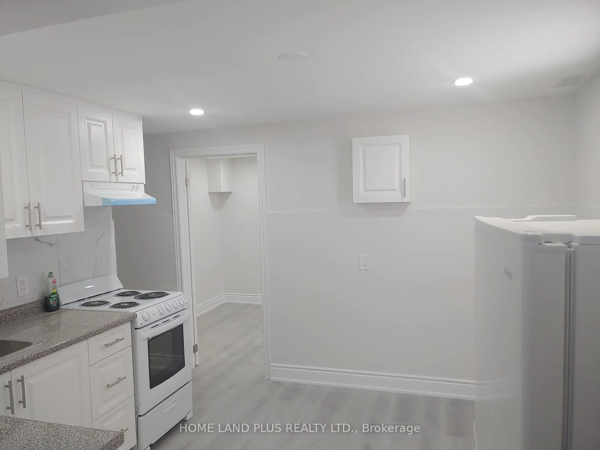 Photo 8 of Unit 4, 40 Penetang Street, Barrie, Codrington — HOMEH