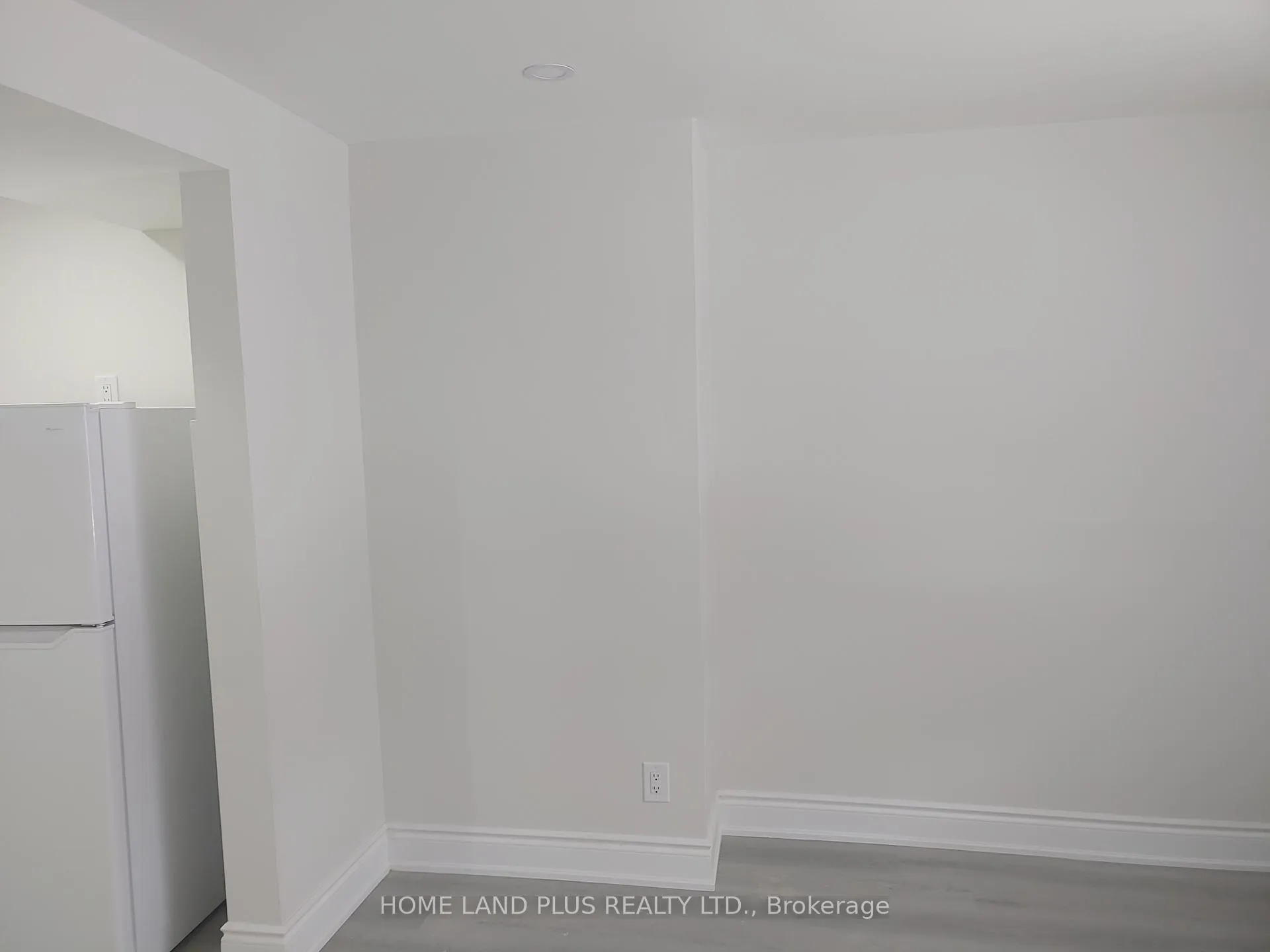 Photo 10 of Unit 4, 40 Penetang Street, Barrie, Codrington — HOMEH