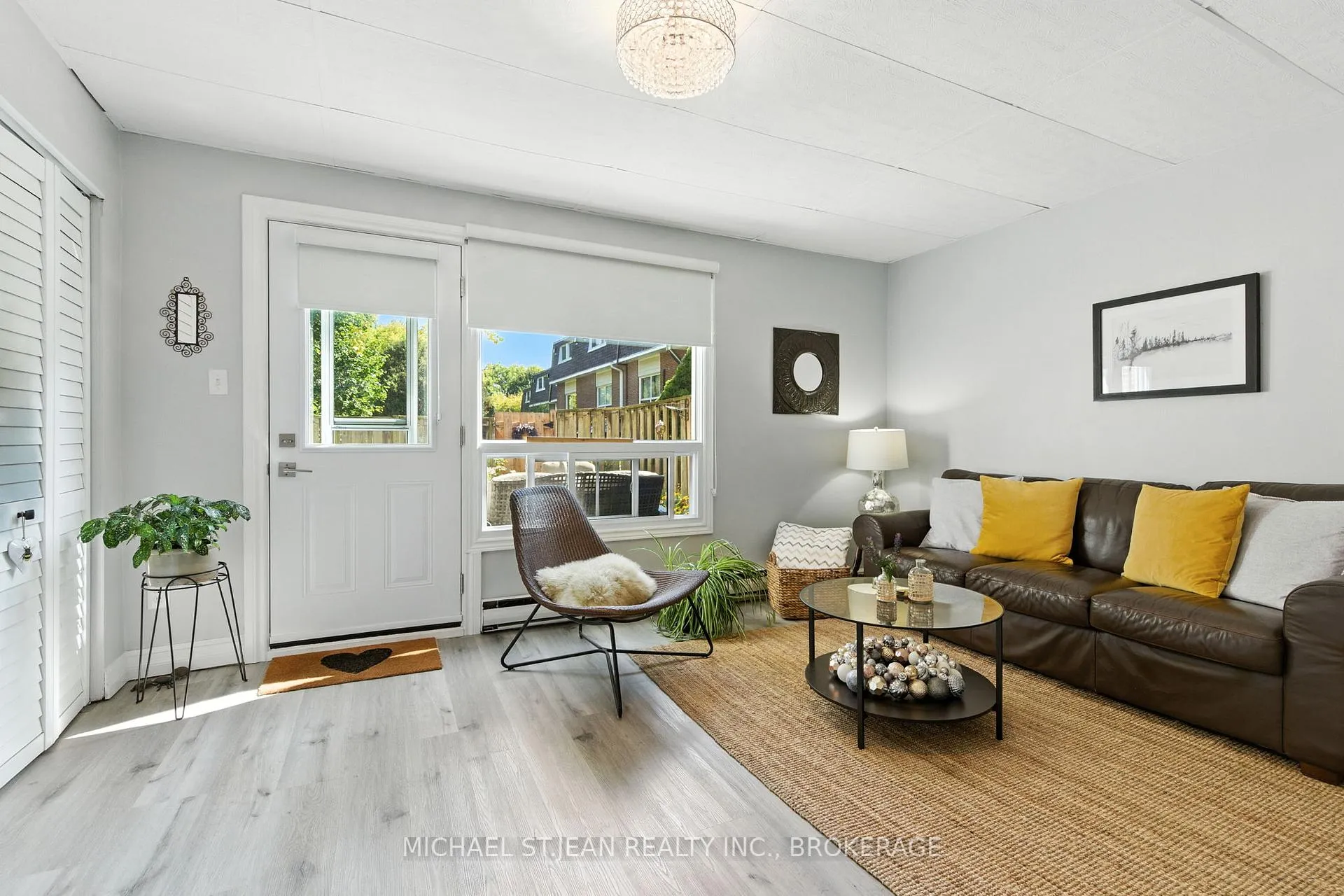 Photo 9 of 7 Trudy Court, Hamilton, Dundas — HOMEH