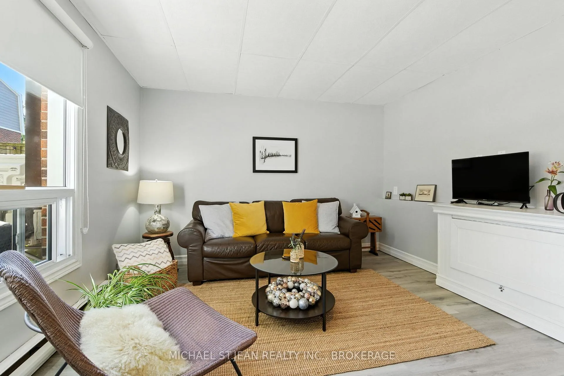 Photo 11 of 7 Trudy Court, Hamilton, Dundas — HOMEH