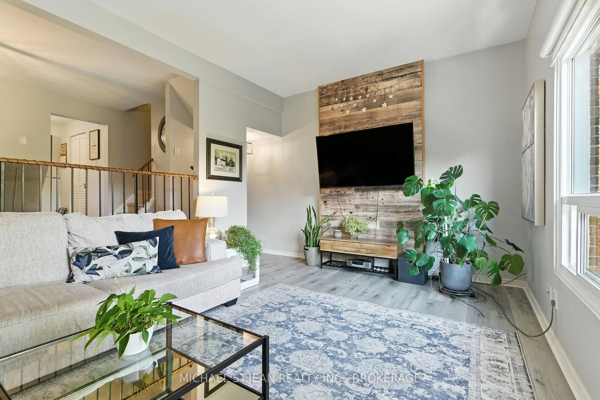 Photo 14 of 7 Trudy Court, Hamilton, Dundas — HOMEH