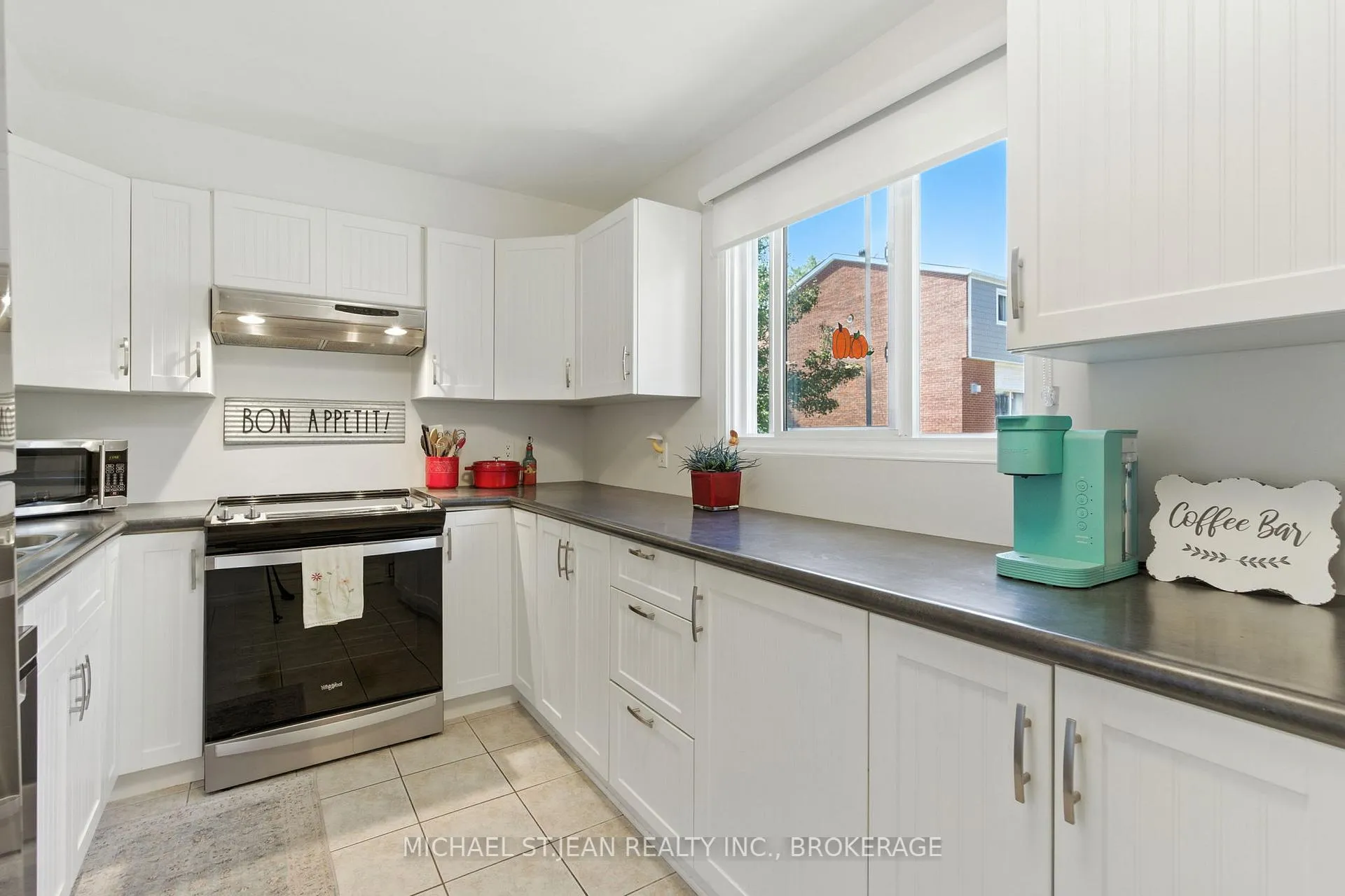 Photo 19 of 7 Trudy Court, Hamilton, Dundas — HOMEH