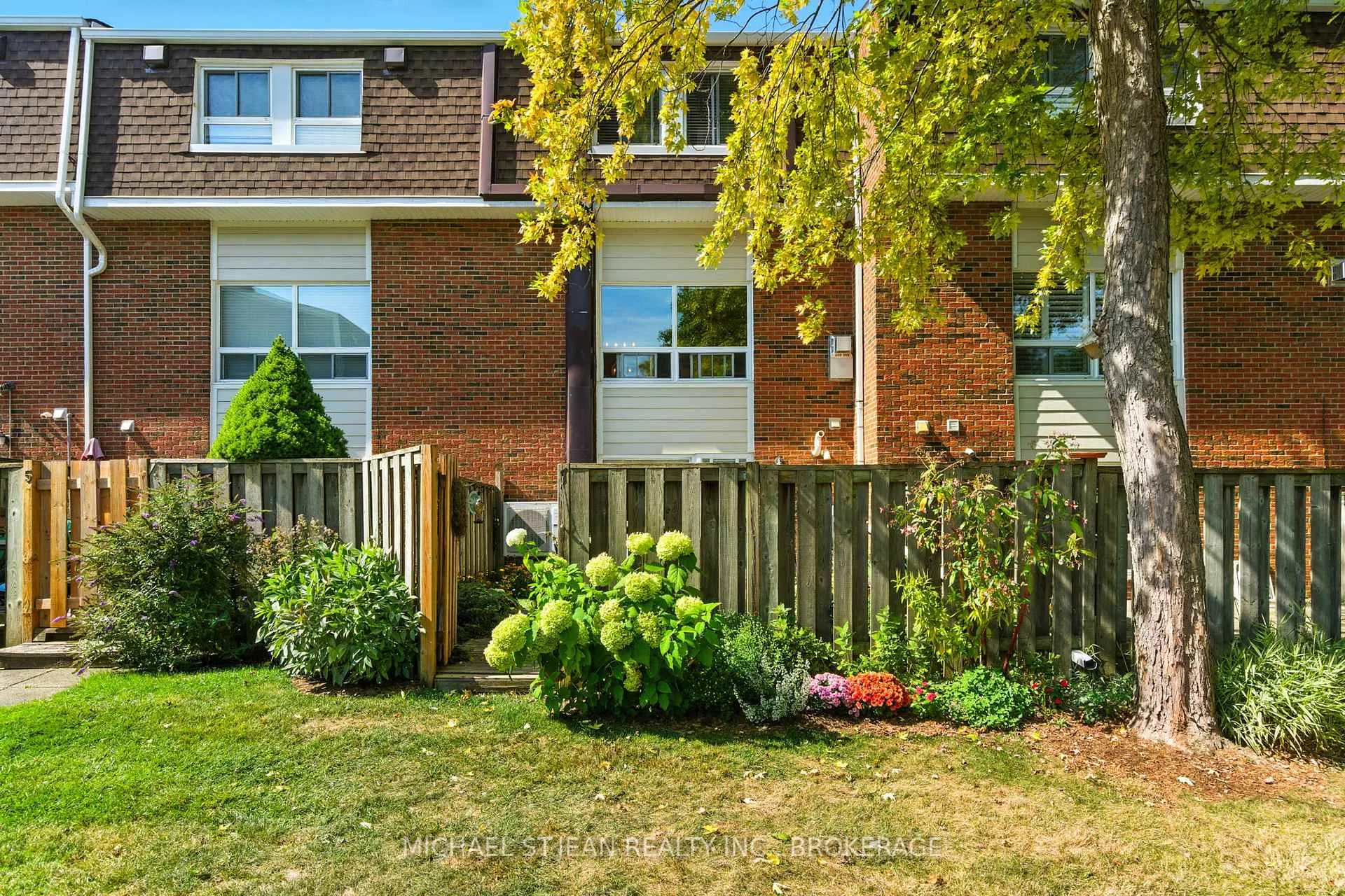 Photo 36 of 7 Trudy Court, Hamilton, Dundas — HOMEH