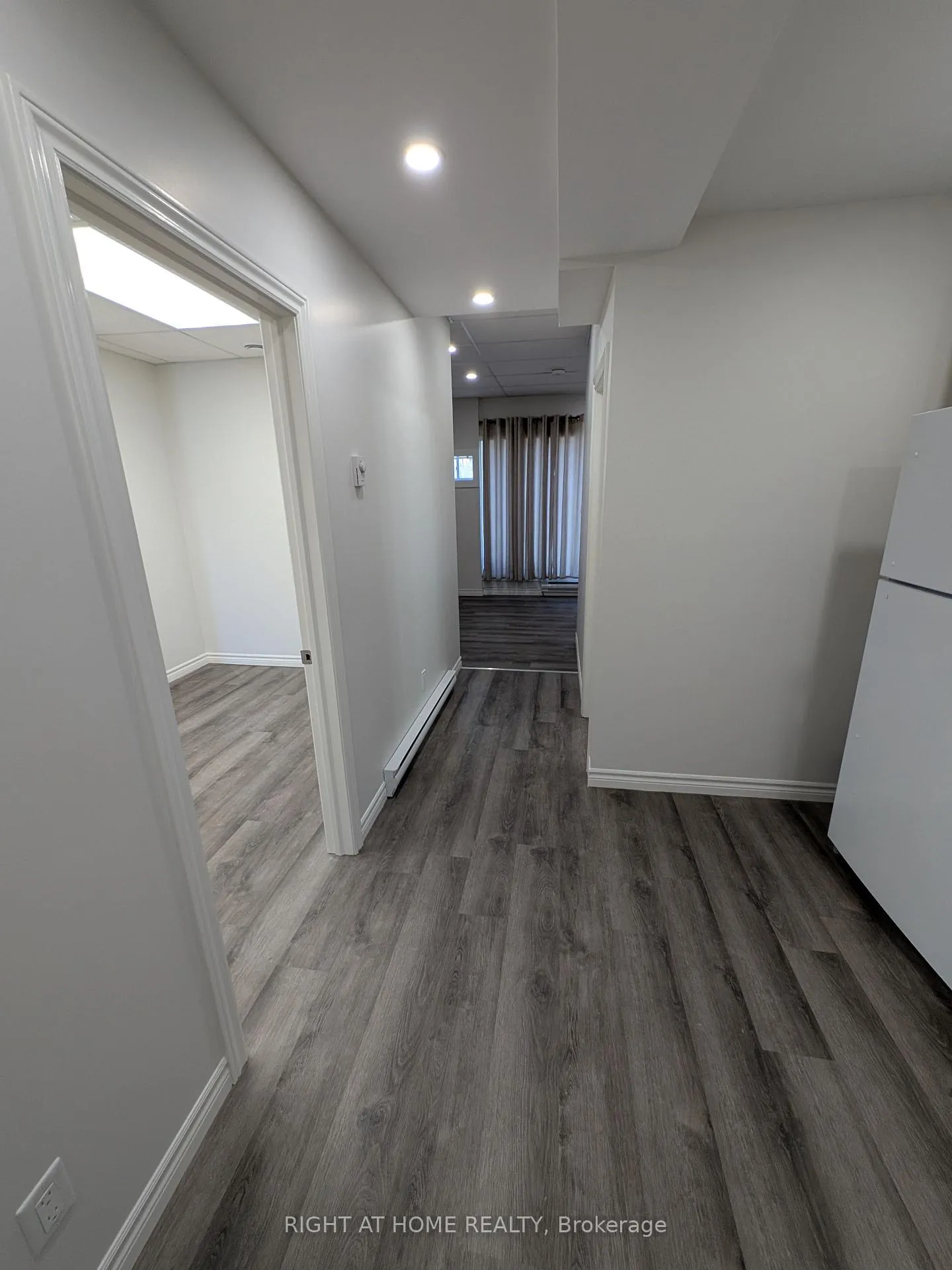 Photo 4 of Unit 5, 333 Simcoe Street S, Oshawa, Central — HOMEH