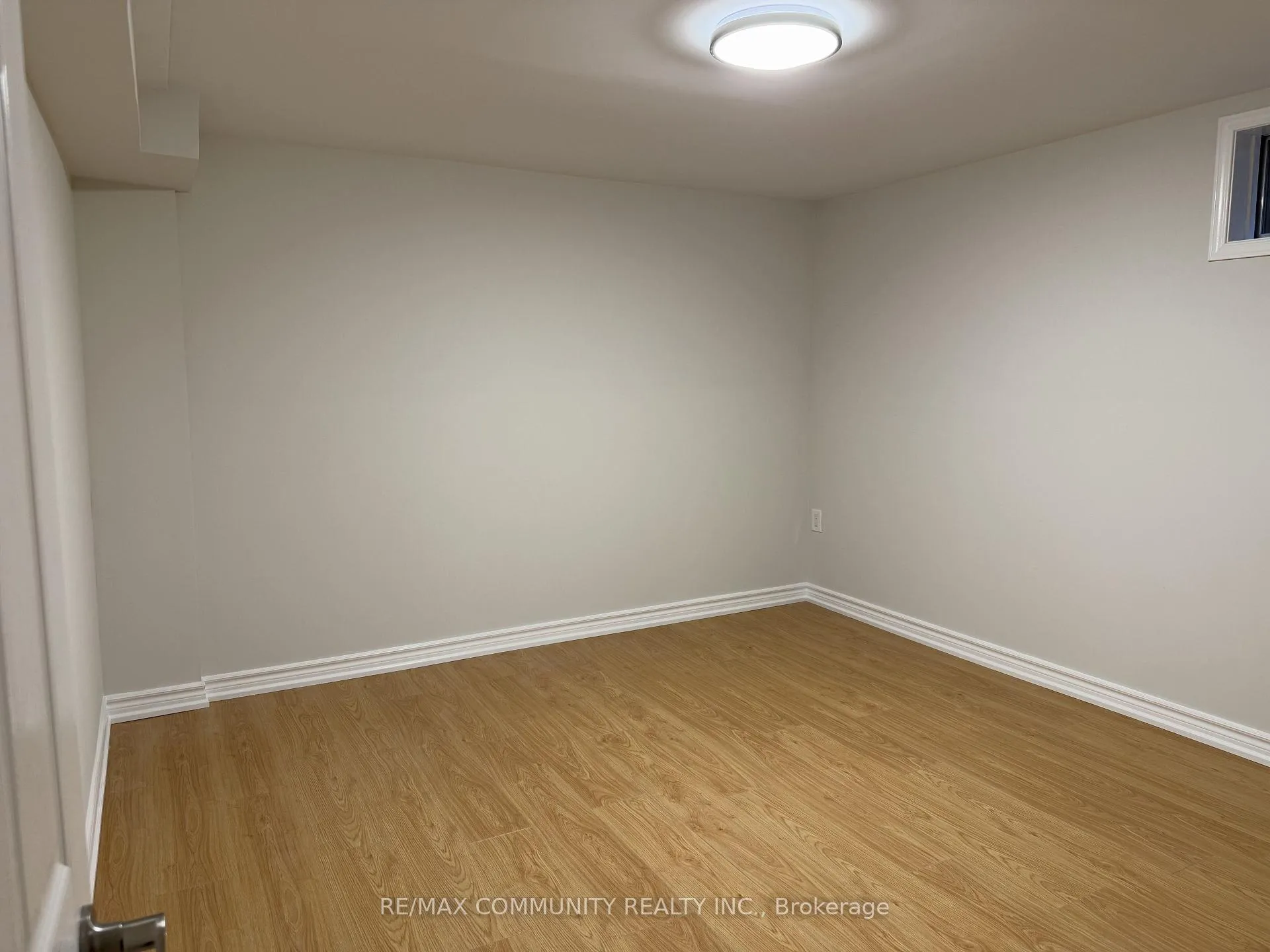 Photo 8 of Unit BASEMENT, 946 Glenanna Road, Pickering, Liverpool — HOMEH