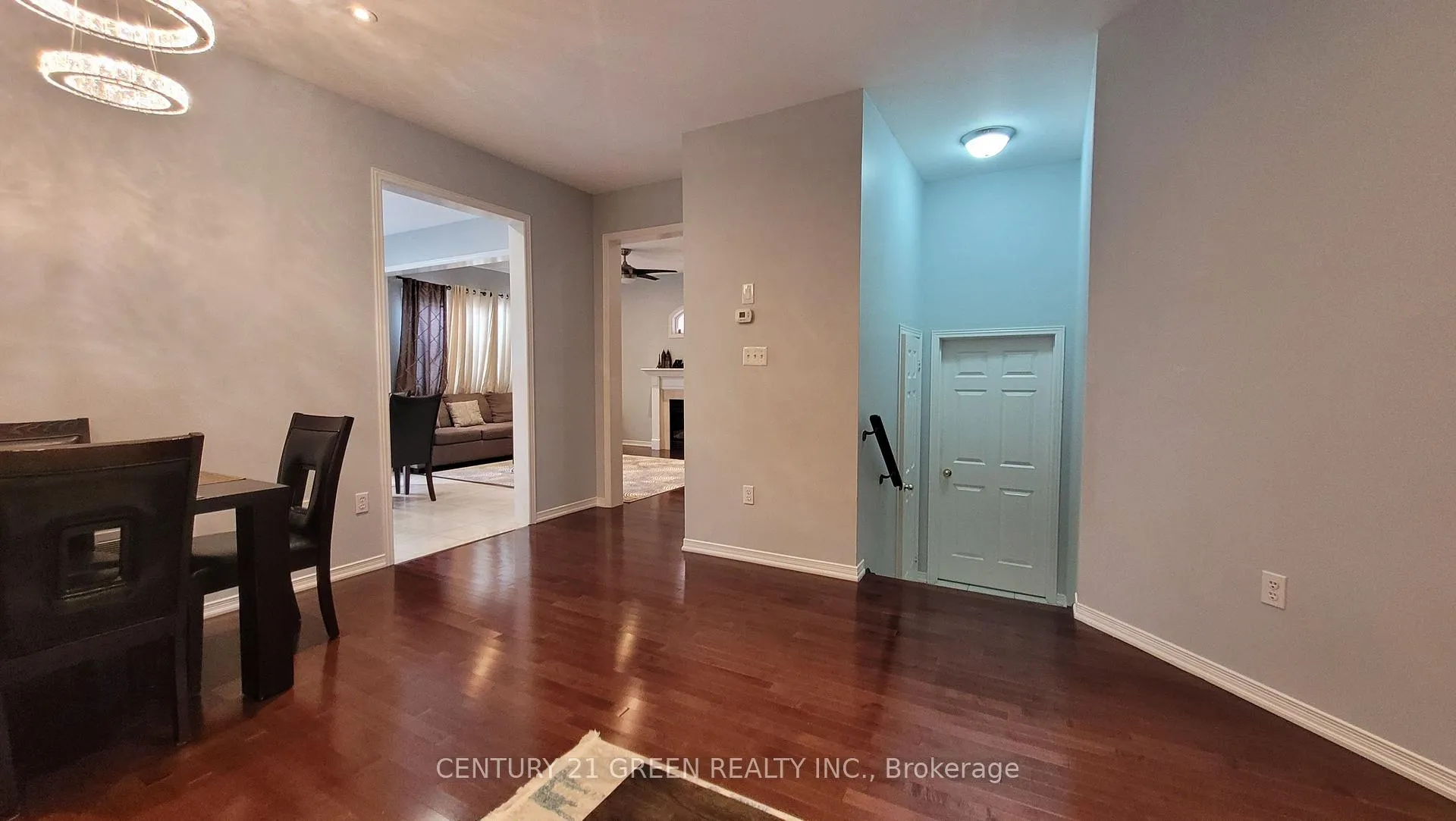 Photo 9 of 54 Cape Dorset Crescent, Brampton, Sandringham-Wellington — HOMEH