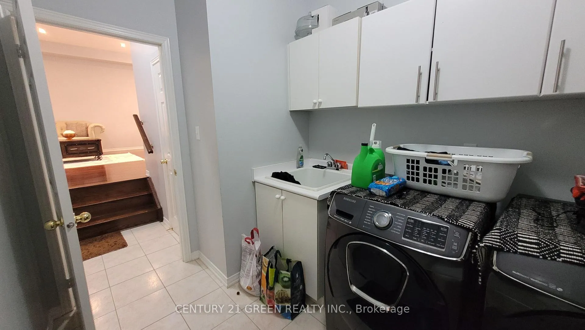 Photo 13 of 54 Cape Dorset Crescent, Brampton, Sandringham-Wellington — HOMEH