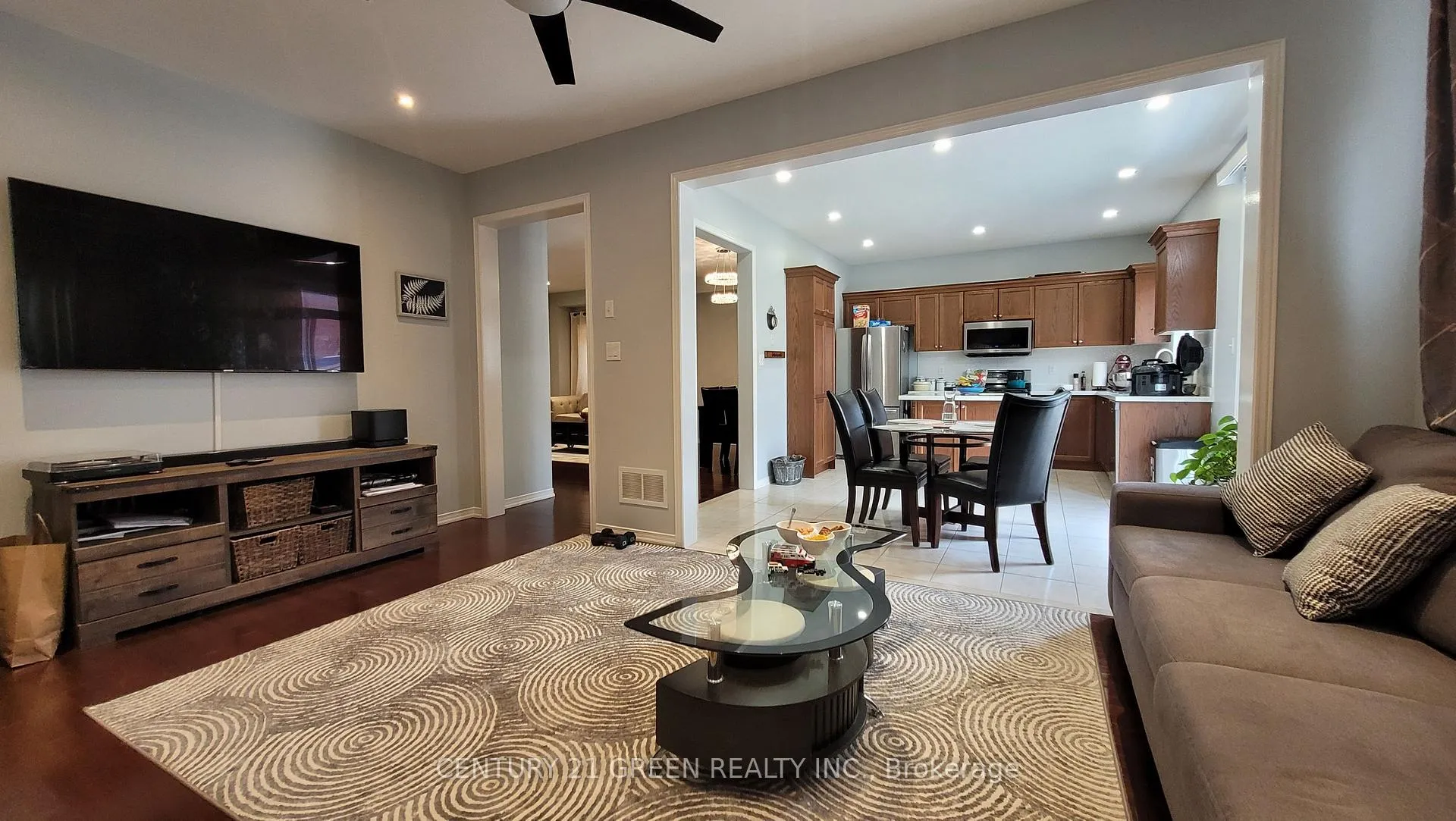 Photo 19 of 54 Cape Dorset Crescent, Brampton, Sandringham-Wellington — HOMEH