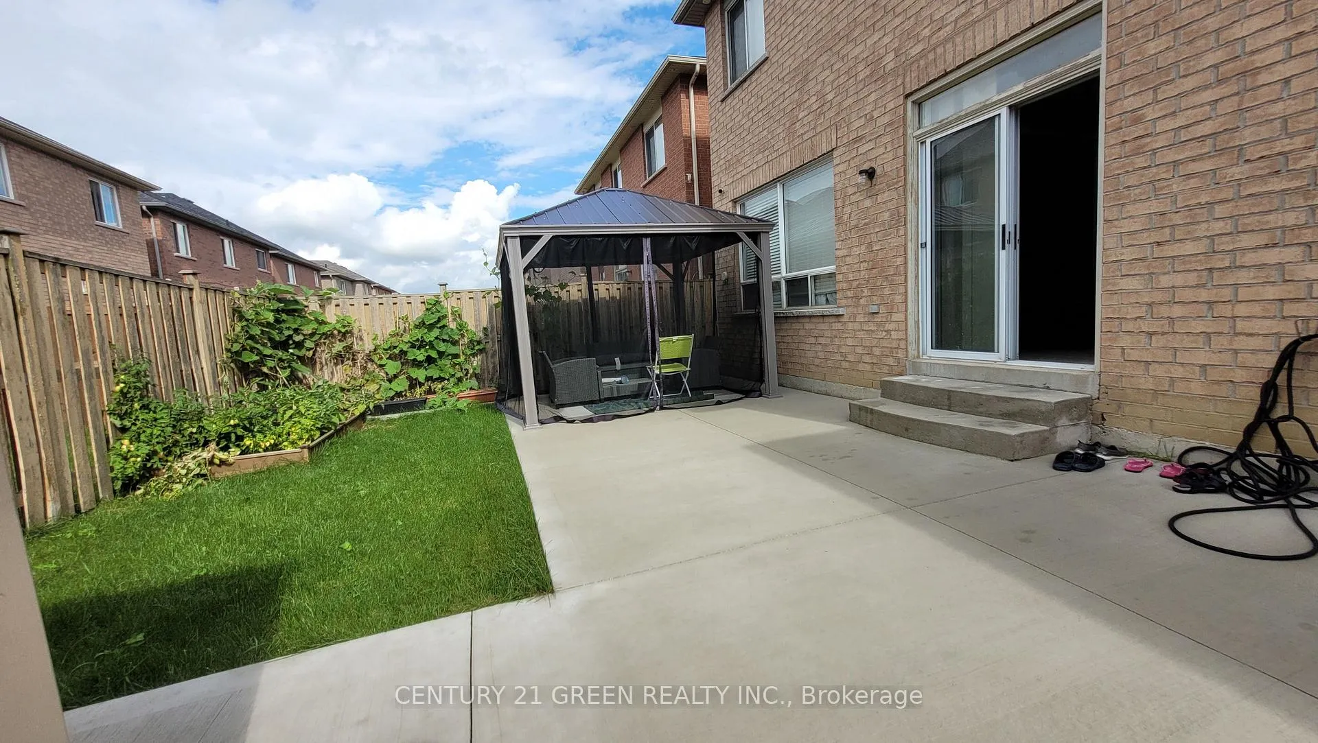 Photo 25 of 54 Cape Dorset Crescent, Brampton, Sandringham-Wellington — HOMEH