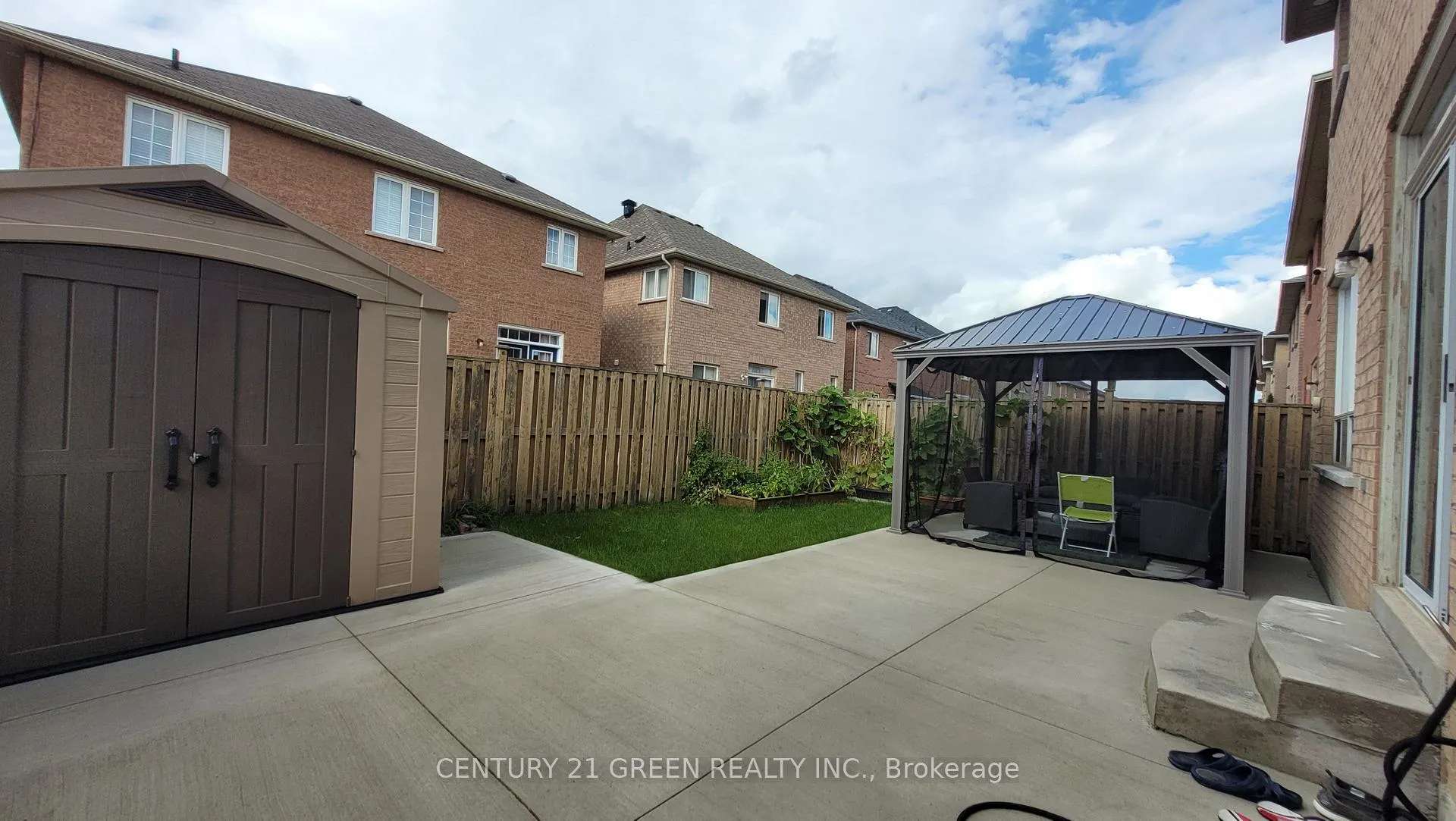 Photo 26 of 54 Cape Dorset Crescent, Brampton, Sandringham-Wellington — HOMEH