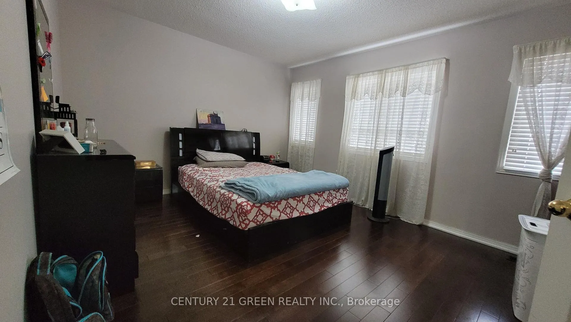 Photo 32 of 54 Cape Dorset Crescent, Brampton, Sandringham-Wellington — HOMEH