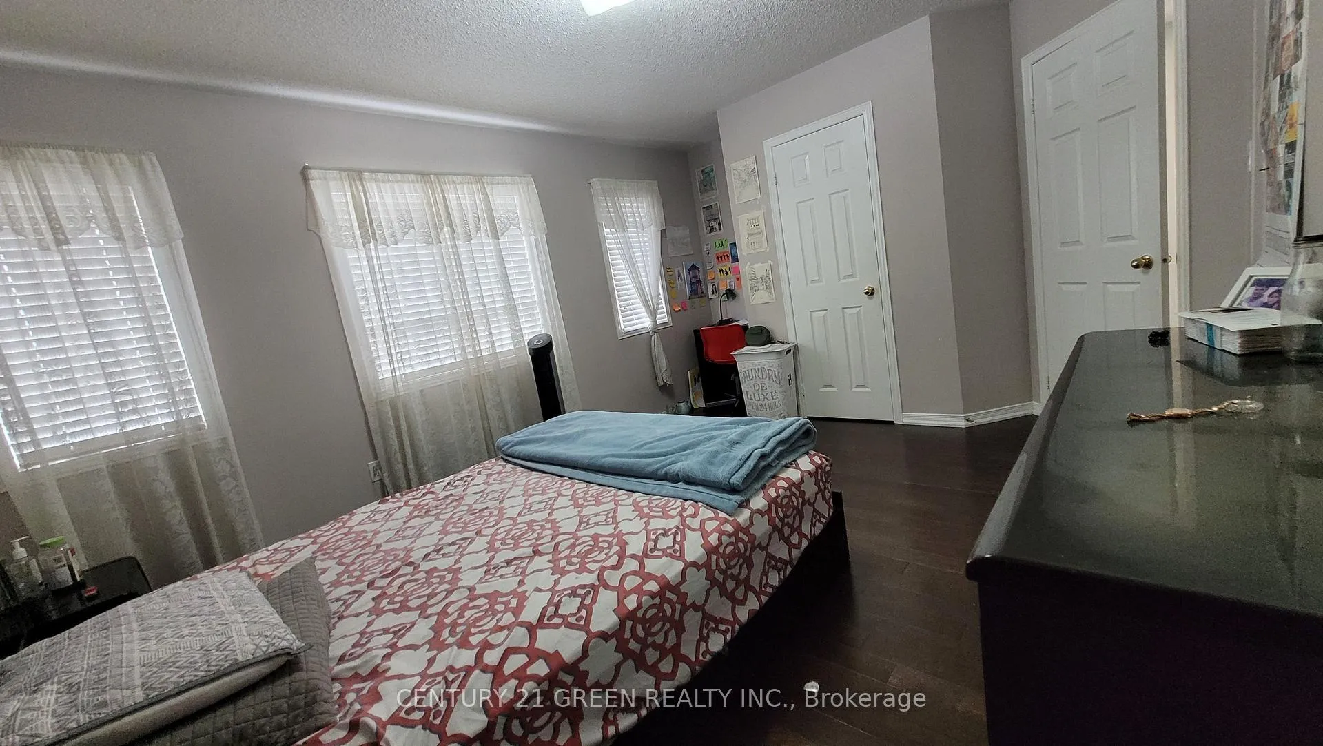 Photo 33 of 54 Cape Dorset Crescent, Brampton, Sandringham-Wellington — HOMEH