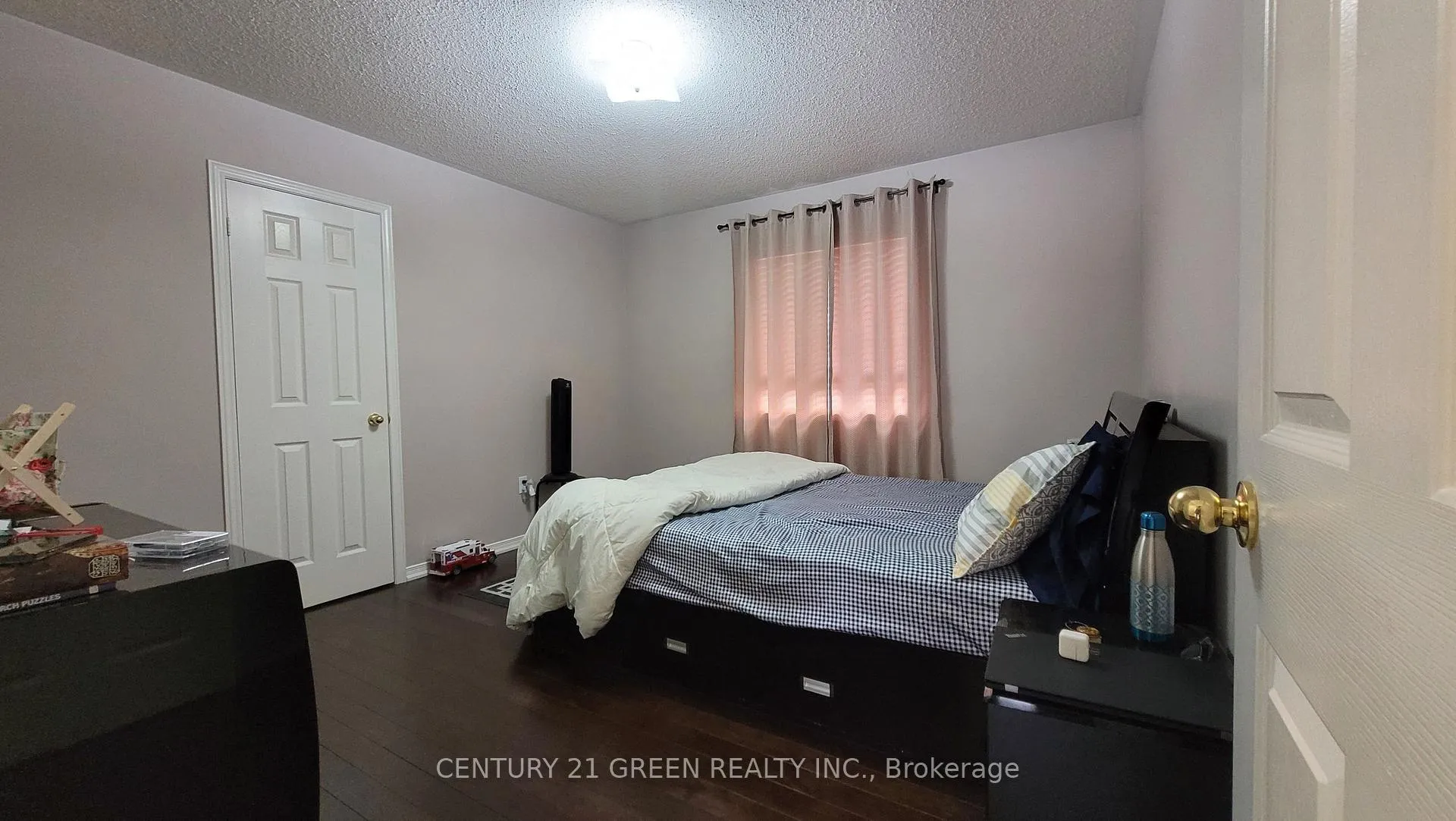 Photo 35 of 54 Cape Dorset Crescent, Brampton, Sandringham-Wellington — HOMEH