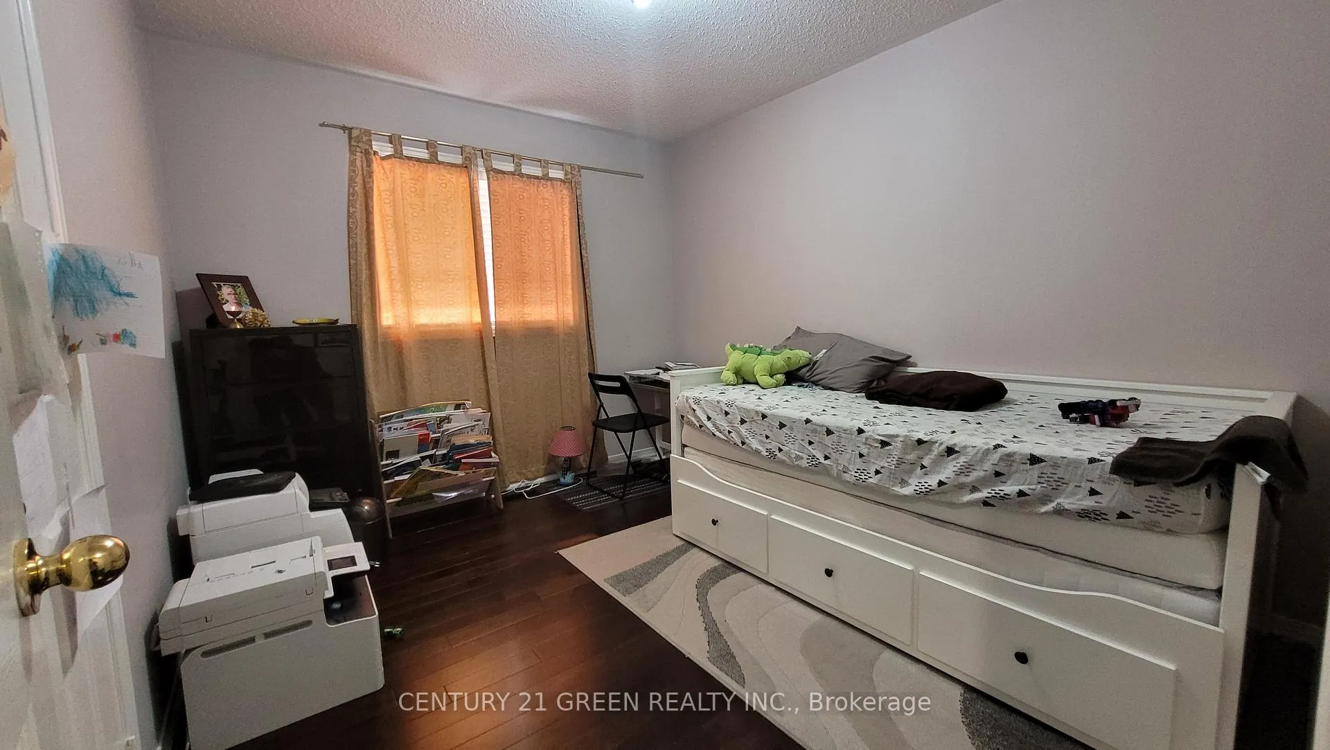 Photo 38 of 54 Cape Dorset Crescent, Brampton, Sandringham-Wellington — HOMEH