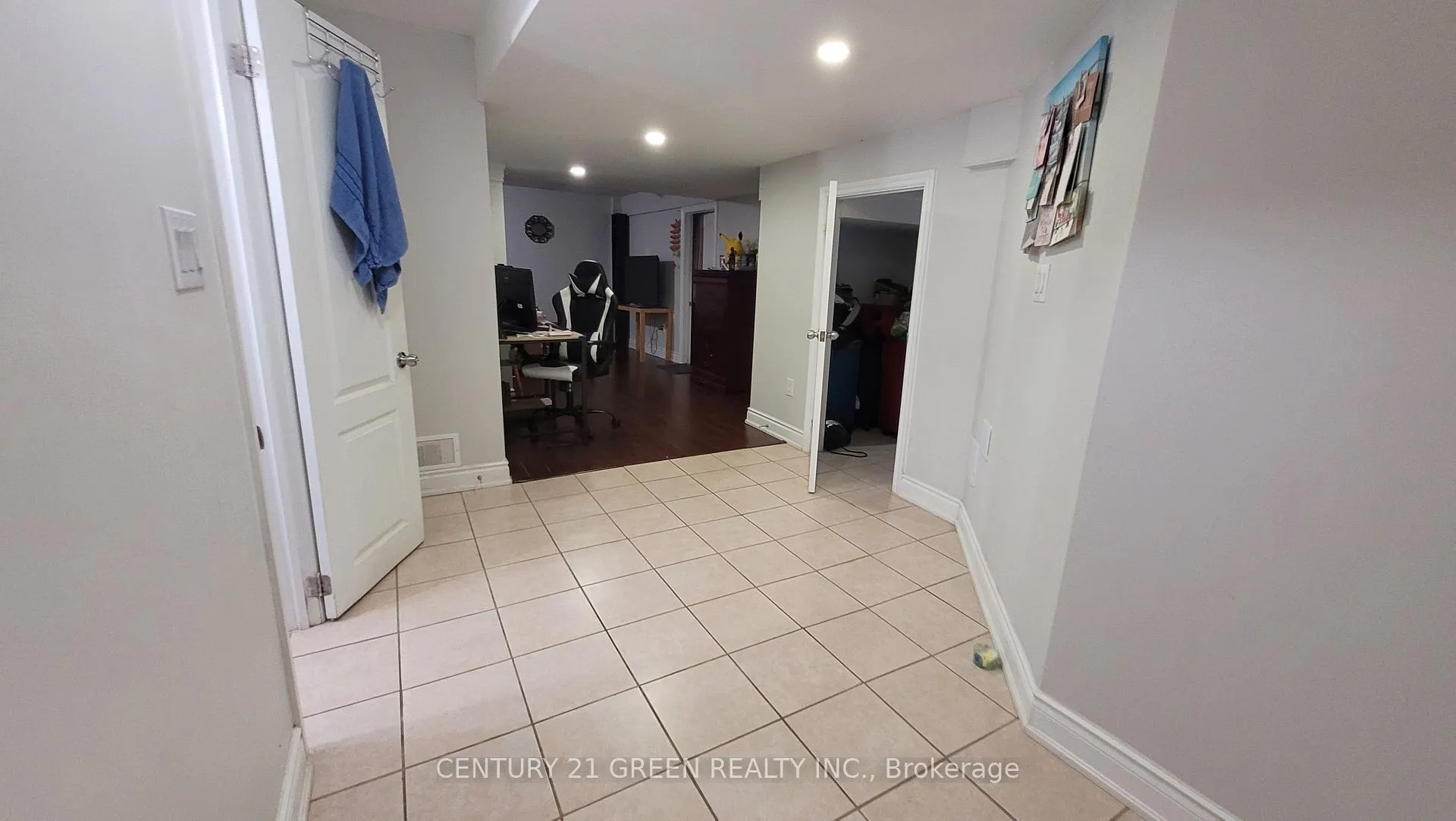 Photo 46 of 54 Cape Dorset Crescent, Brampton, Sandringham-Wellington — HOMEH