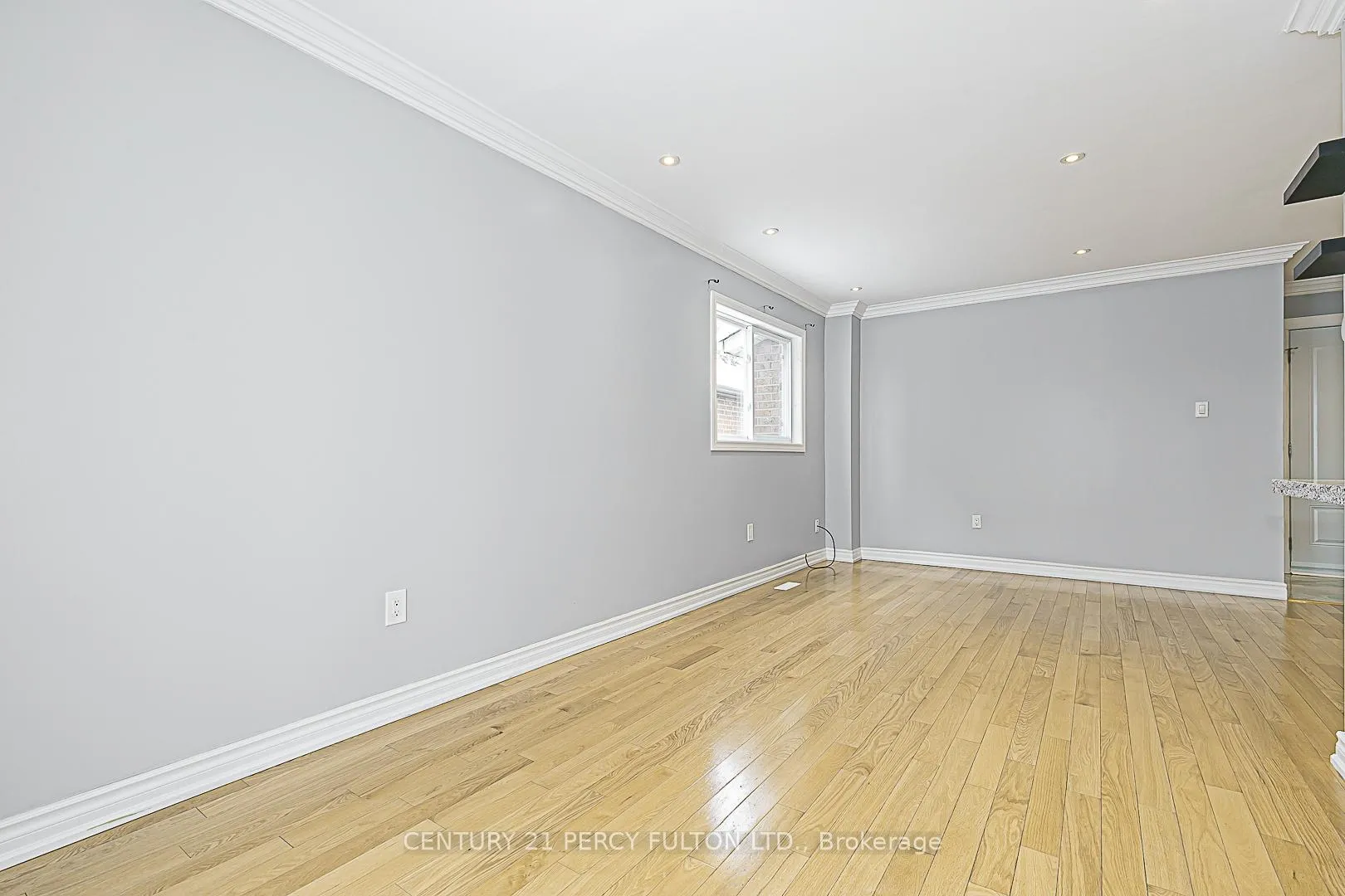 Photo 14 of 53 Miley Drive, Markham, Markville — HOMEH