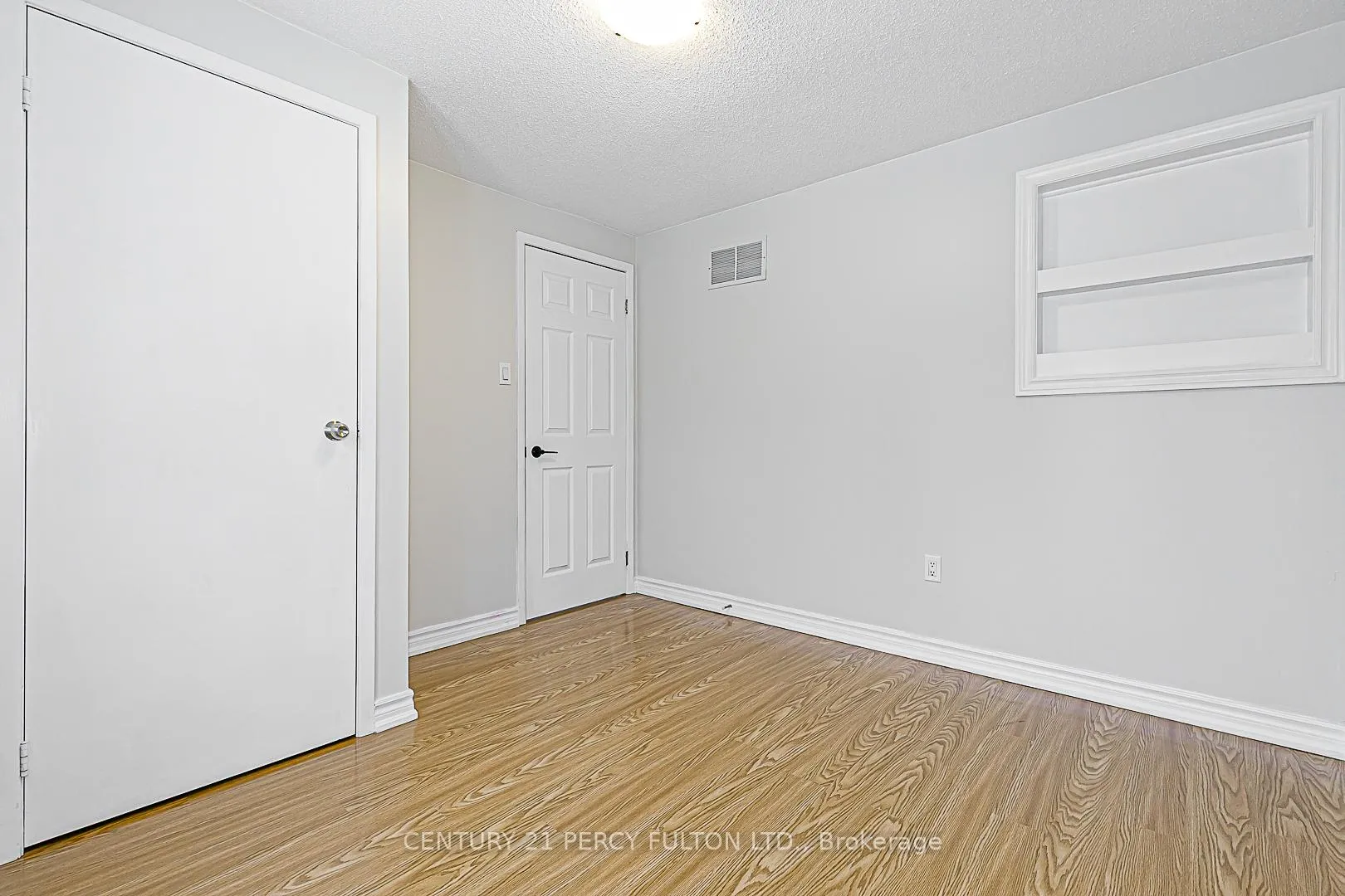 Photo 26 of 53 Miley Drive, Markham, Markville — HOMEH