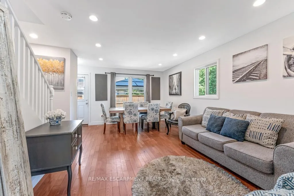 Photo 7 of 1265 Fennell Avenue E, Hamilton, Huntington — HOMEH