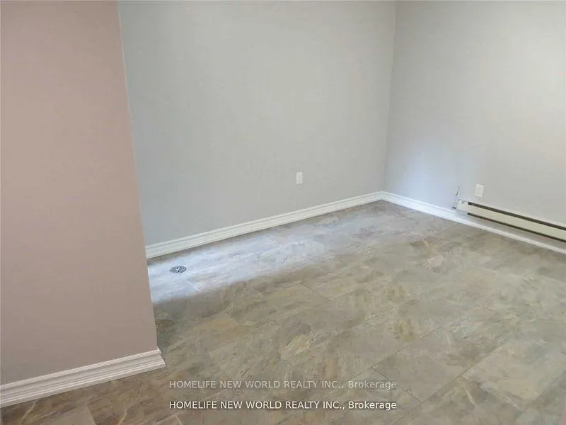 Photo 4 of Unit 3, 678 Bathurst Street, Toronto, Palmerston-Little Italy — HOMEH