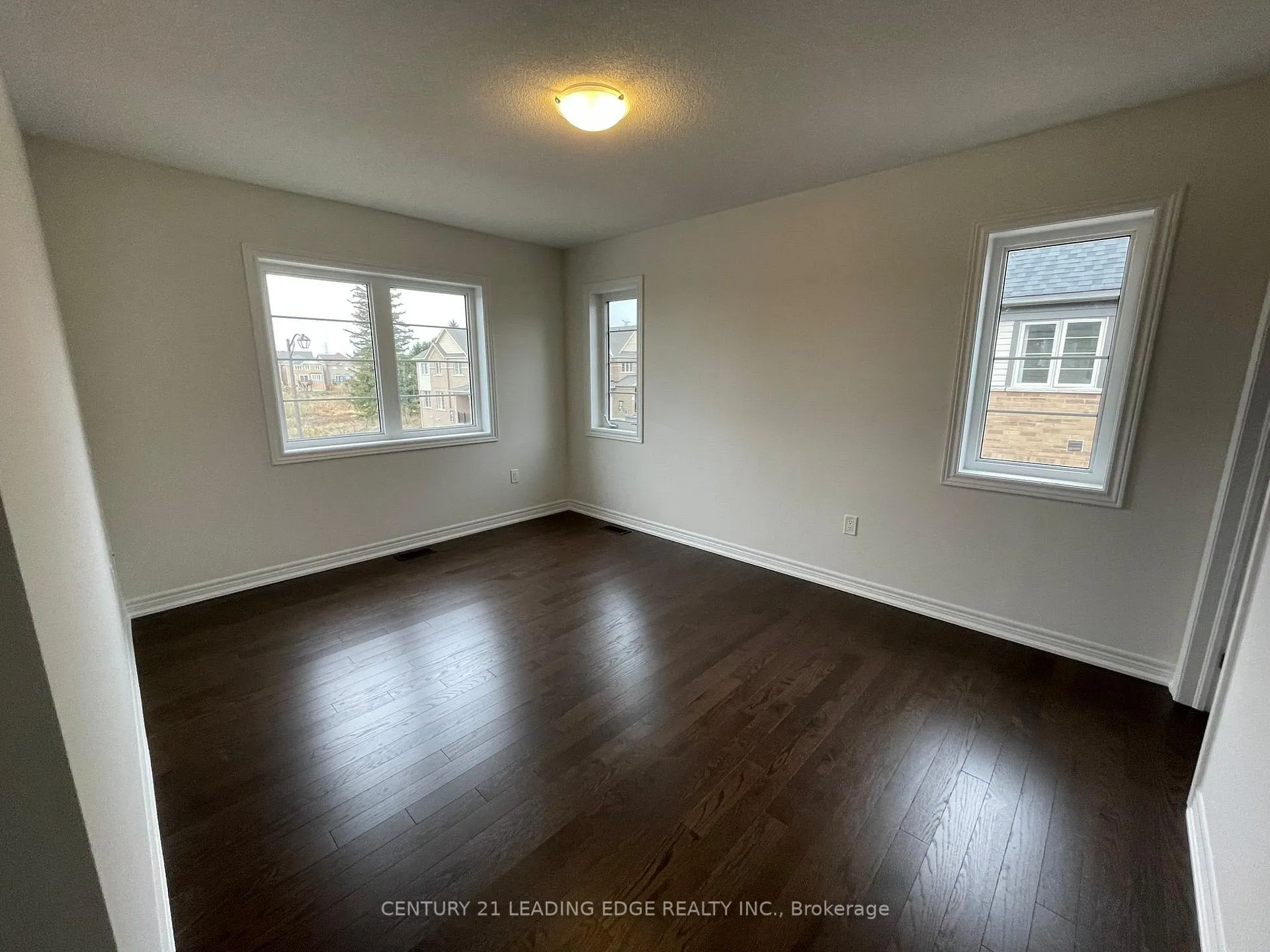 Photo 23 of 60 Air Dancer Crescent, Oshawa, Windfields — HOMEH