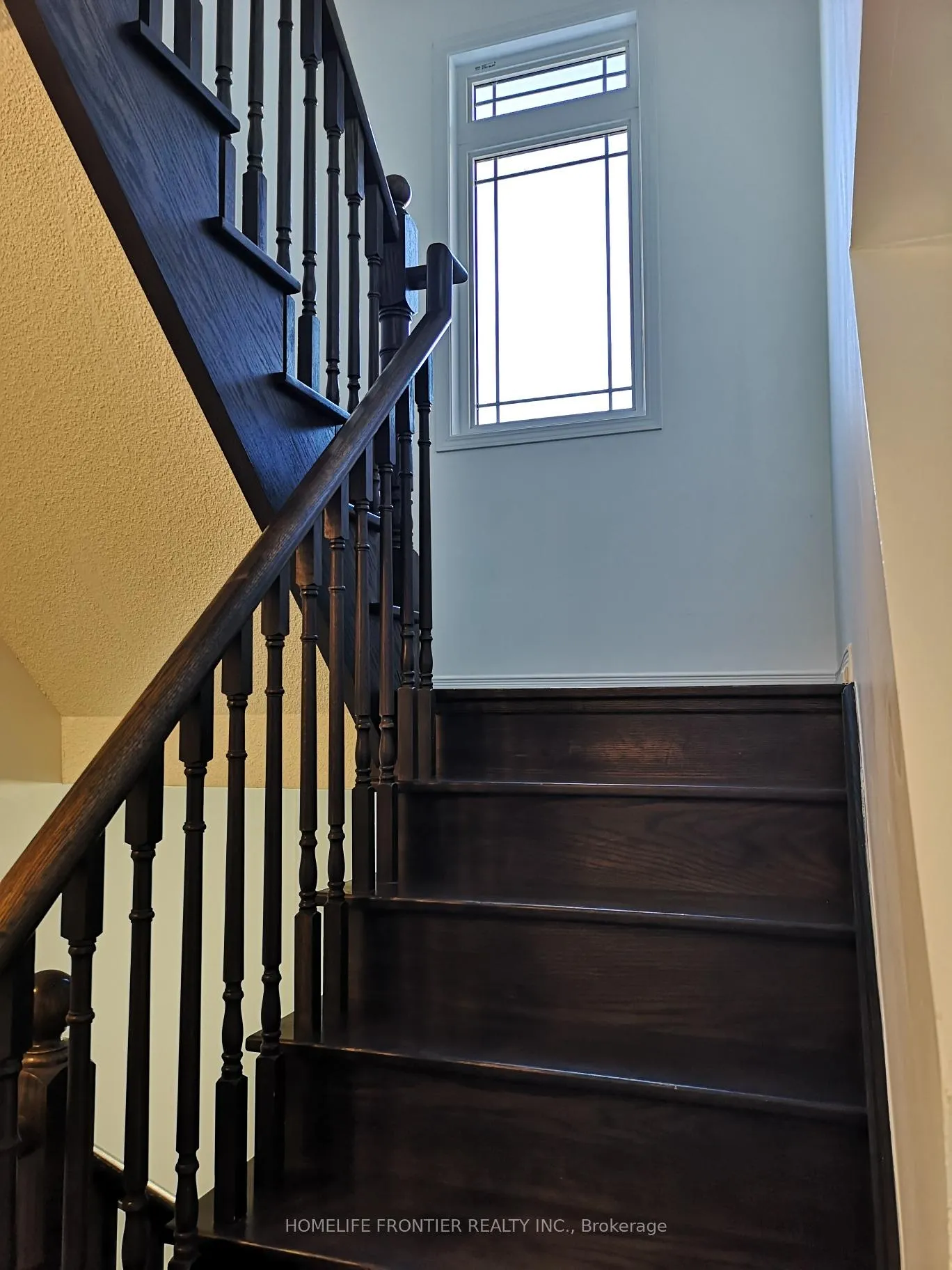 Photo 6 of 95 Frank's Way, Barrie, Allandale — HOMEH