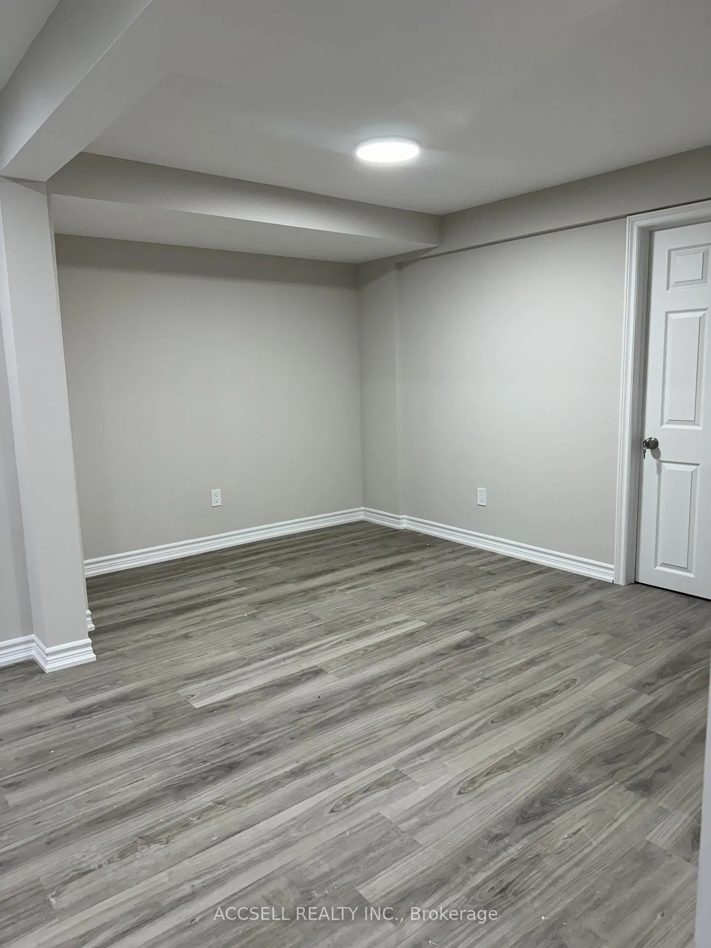 Photo 3 of Unit BSMT, 23 Catherine Drive, Barrie, Painswick South — HOMEH